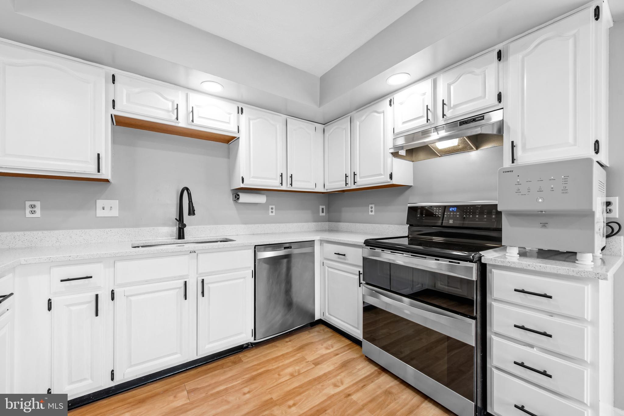 VILLAGE OF DORSEY SEARCH - Residential