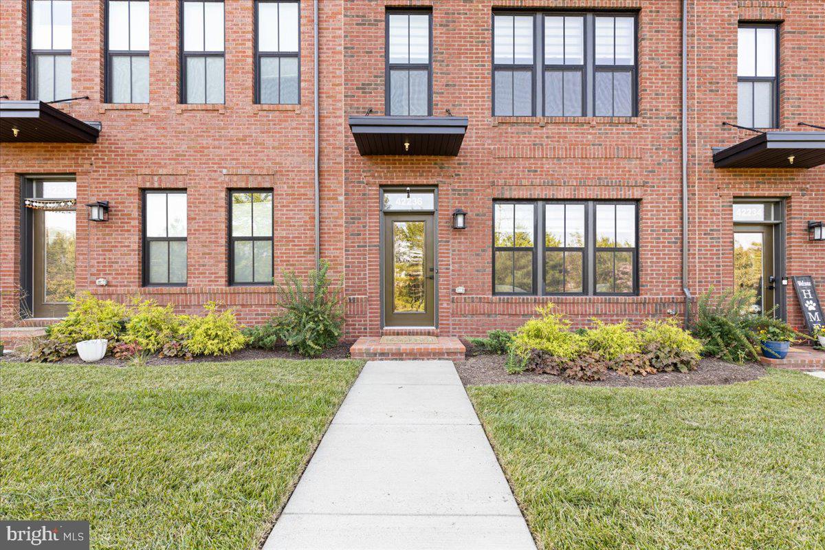 42236 BUNTING TERRACE