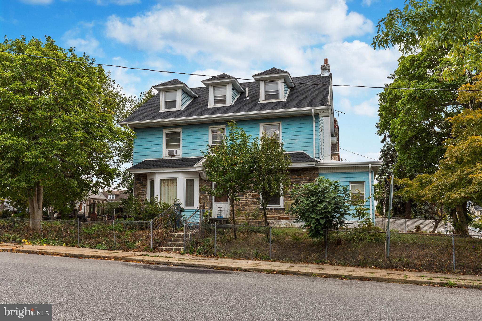 BEVERLY HILLS - Residential