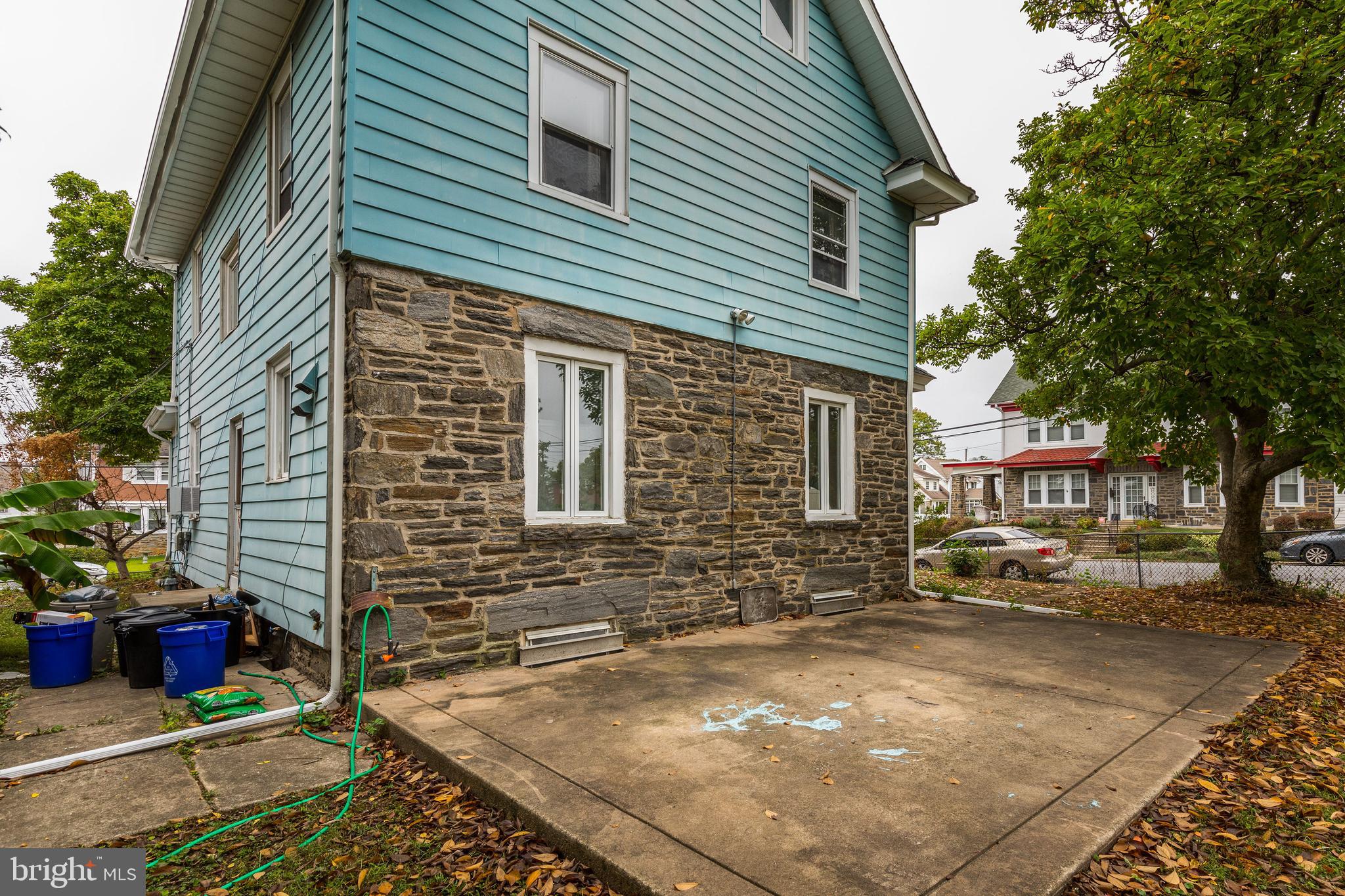 BEVERLY HILLS - Residential