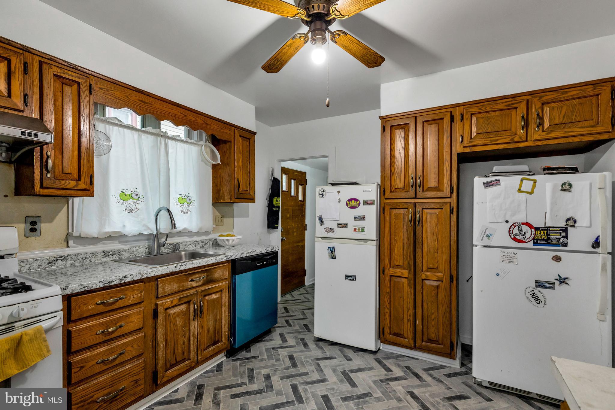 BEVERLY HILLS - Residential