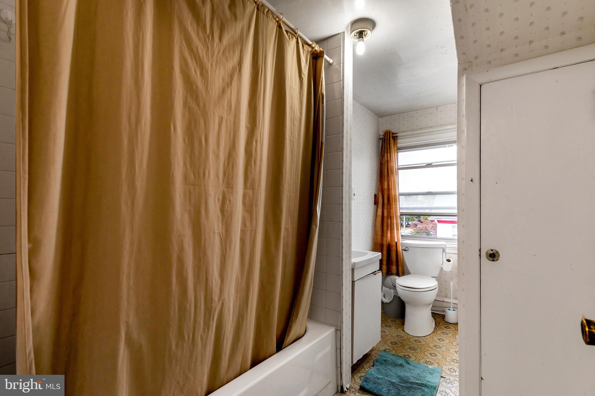 BEVERLY HILLS - Residential