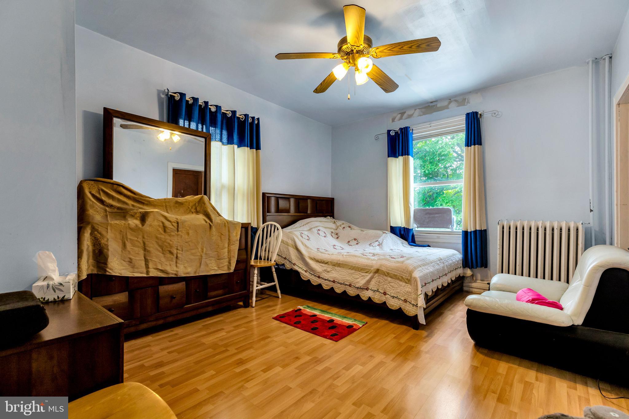 BEVERLY HILLS - Residential