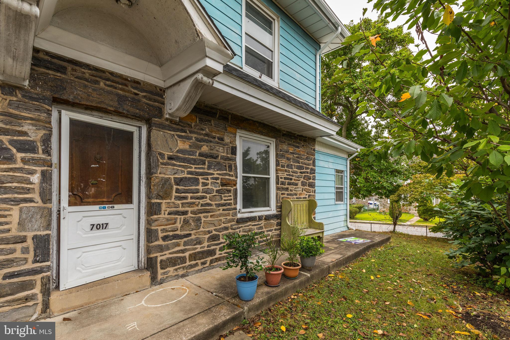 BEVERLY HILLS - Residential