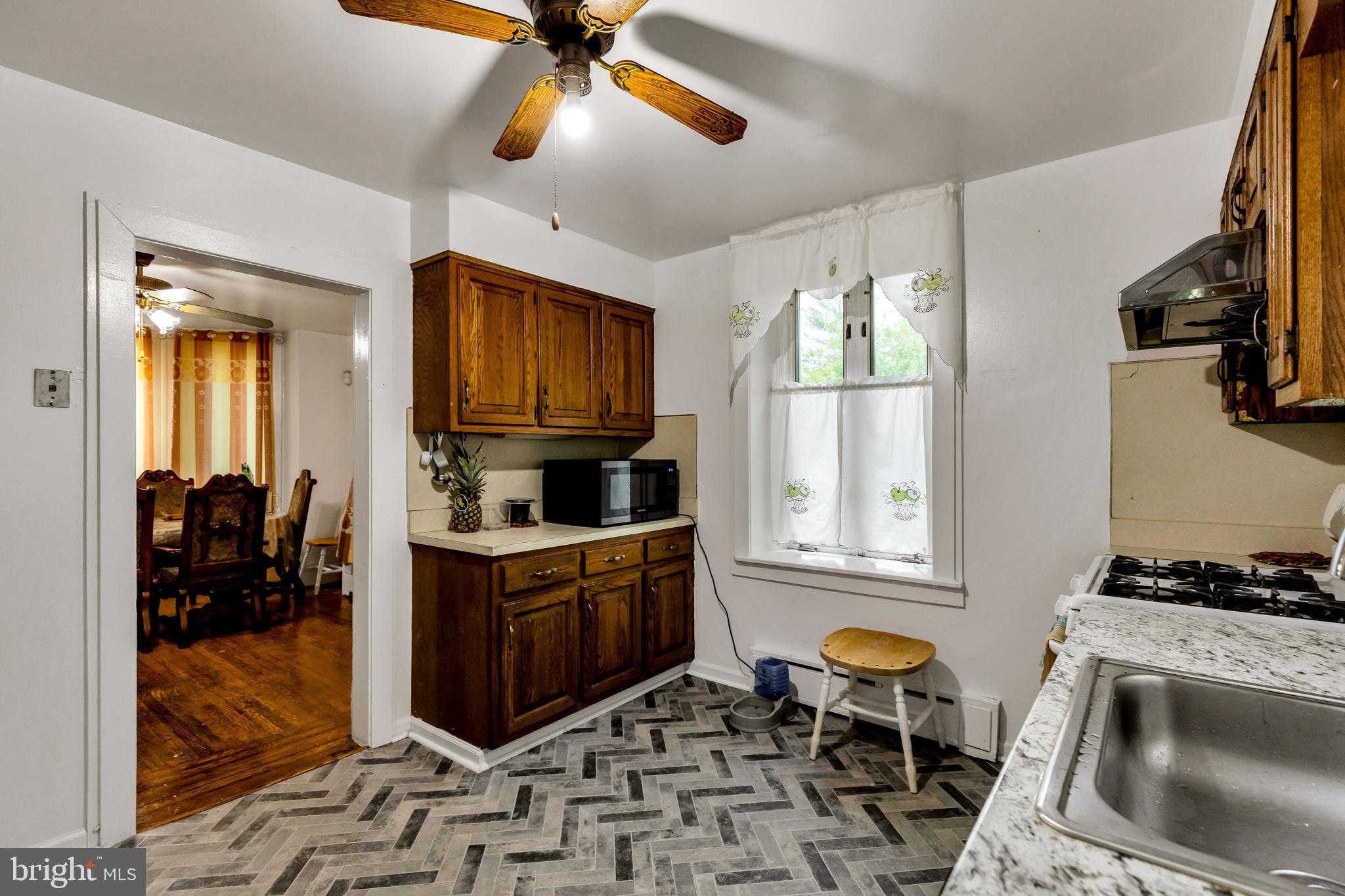 BEVERLY HILLS - Residential