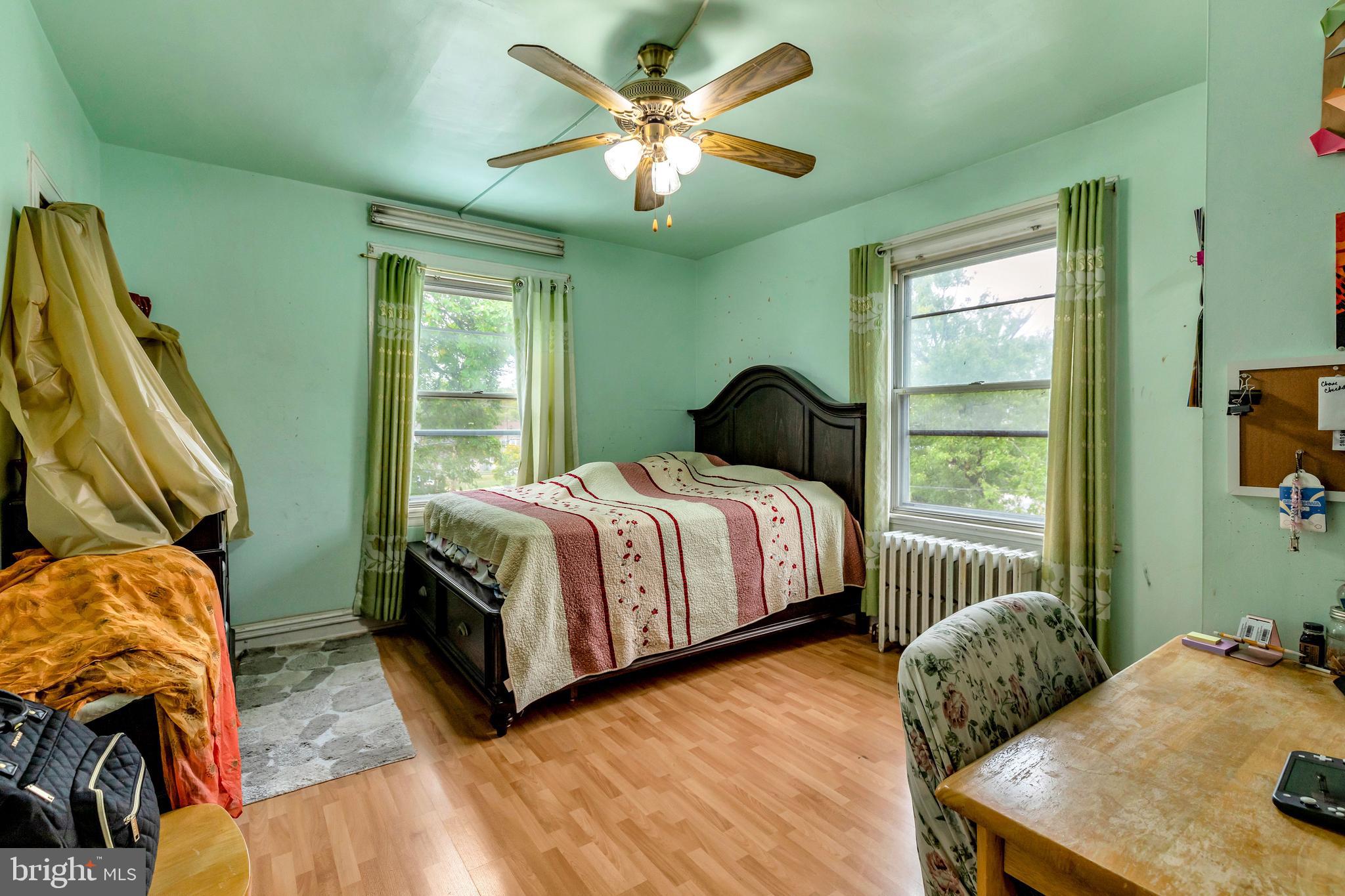 BEVERLY HILLS - Residential