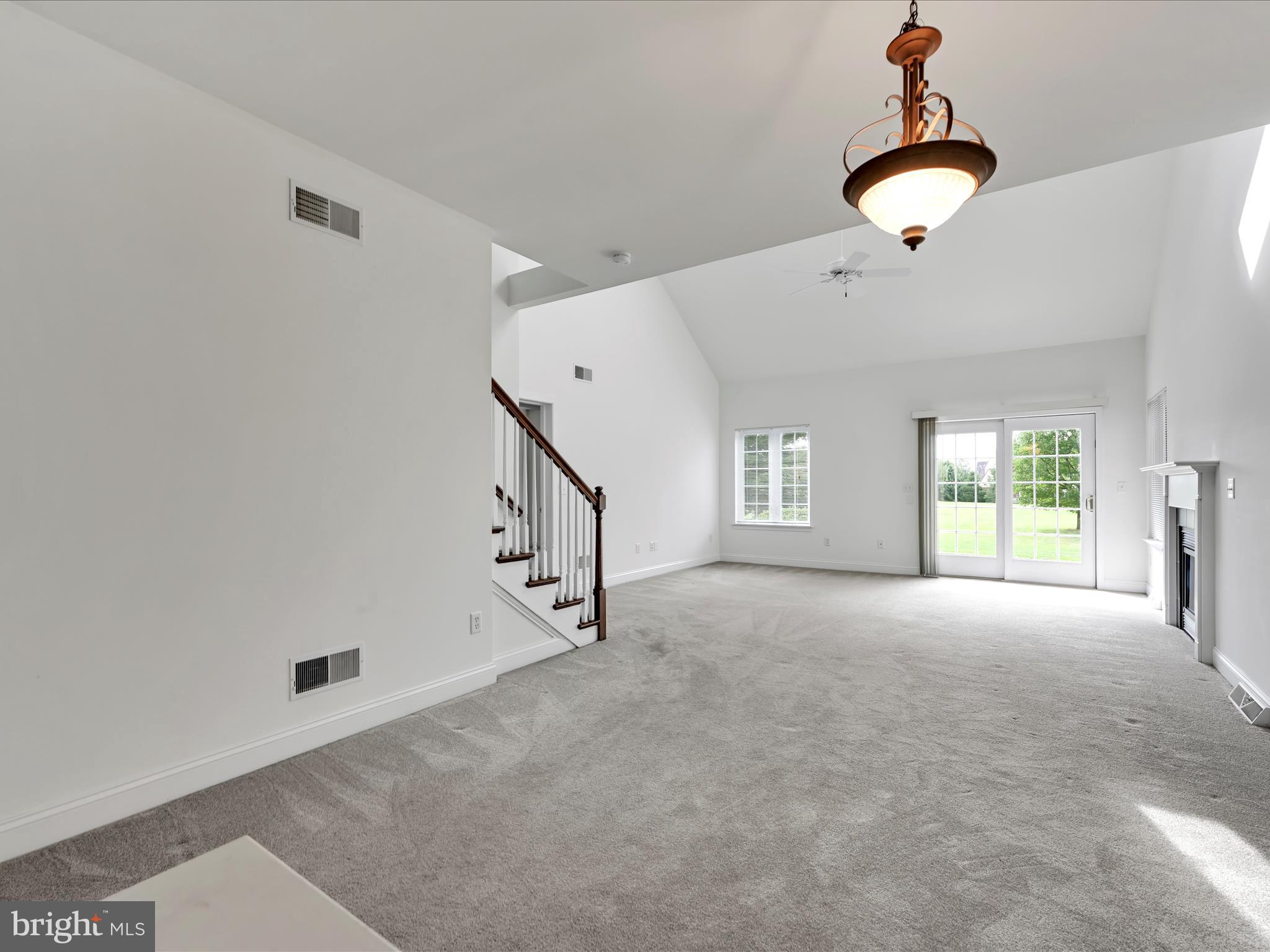 VILLAS AT BENT CREEK - Residential