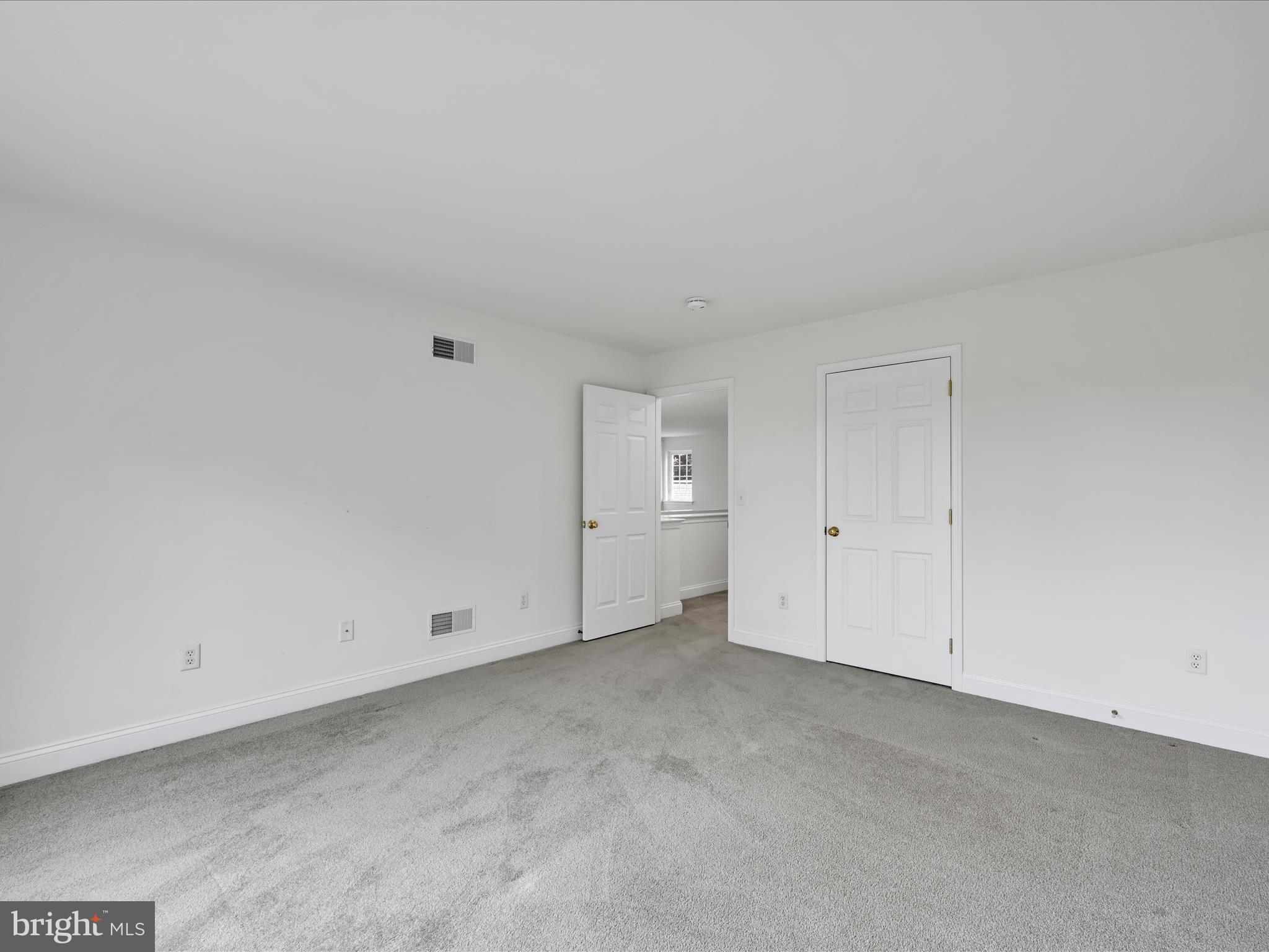 VILLAS AT BENT CREEK - Residential