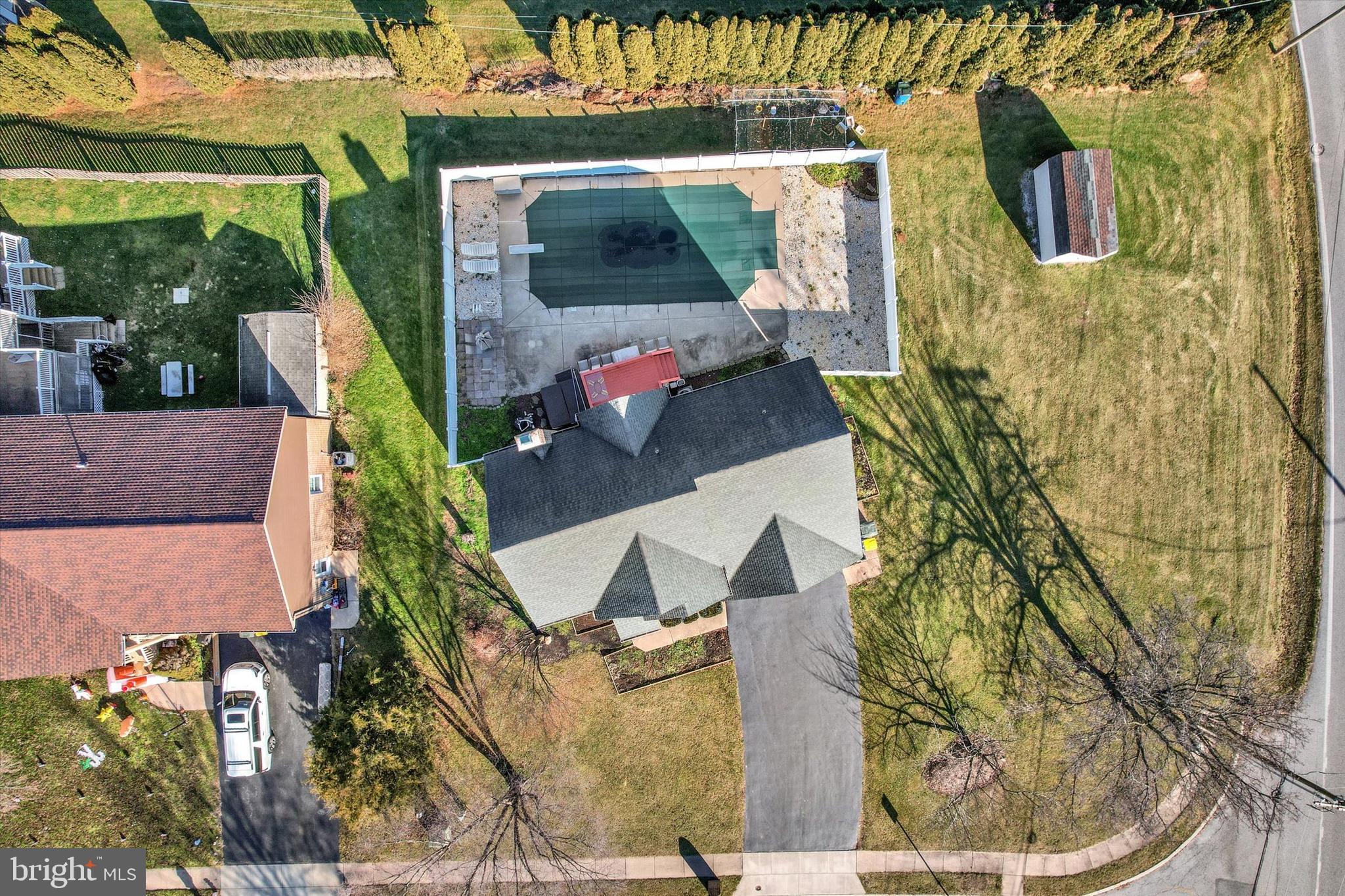 ADMIRE SPRINGS - Residential