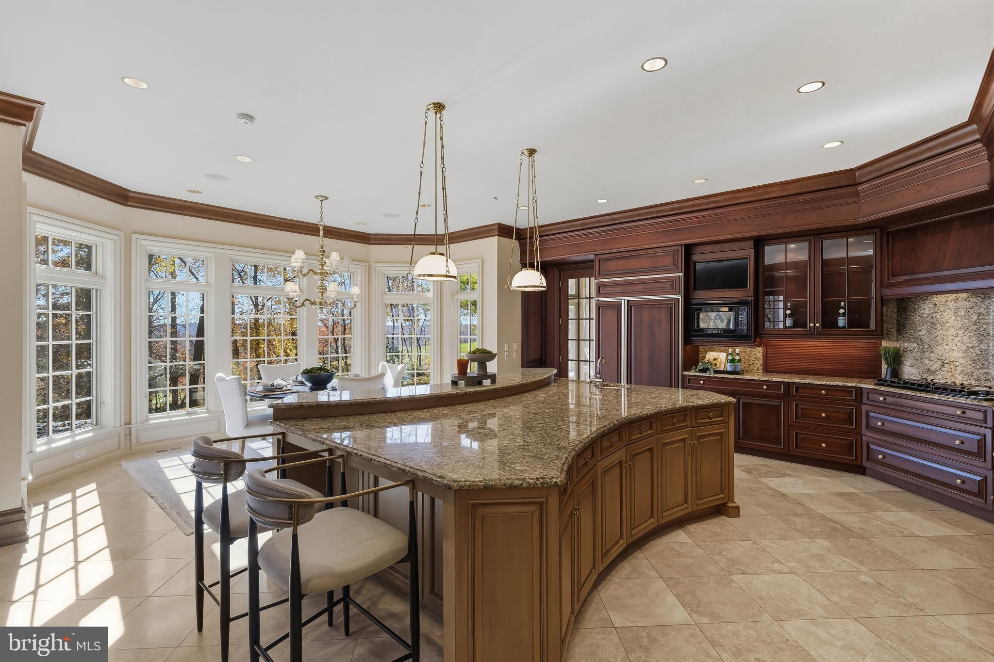 CAVES VALLEY GOLF CLUB - Residential