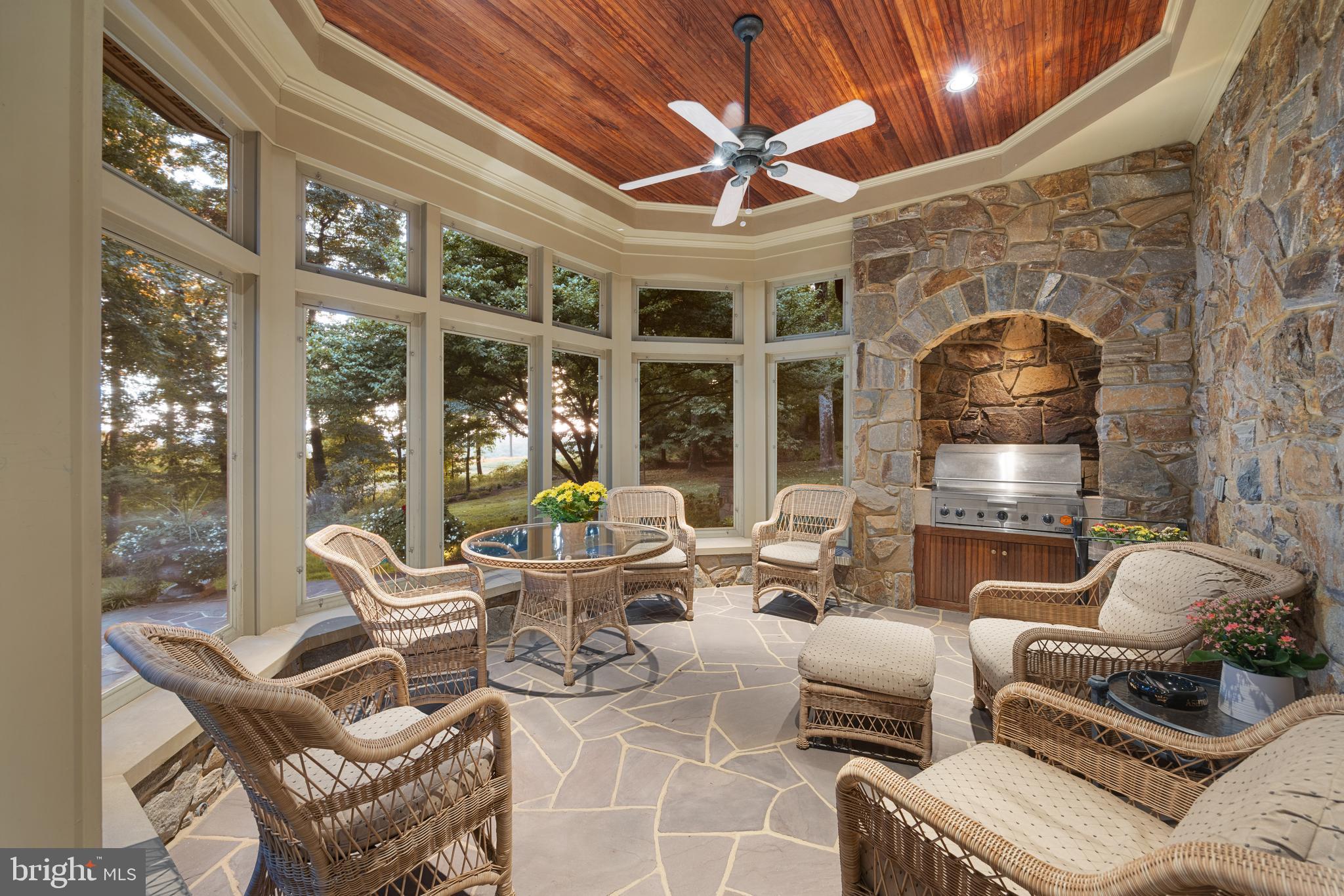 CAVES VALLEY GOLF CLUB - Residential