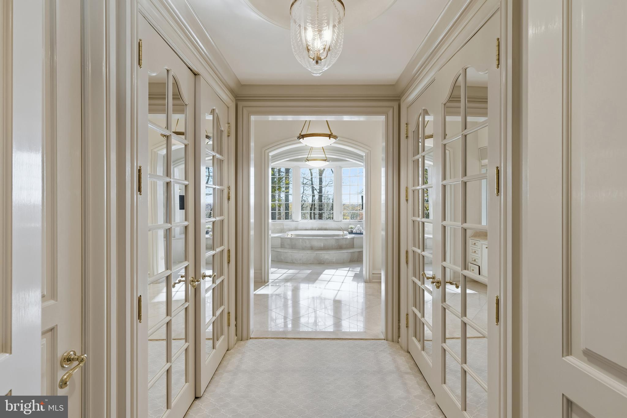 CAVES VALLEY GOLF CLUB - Residential