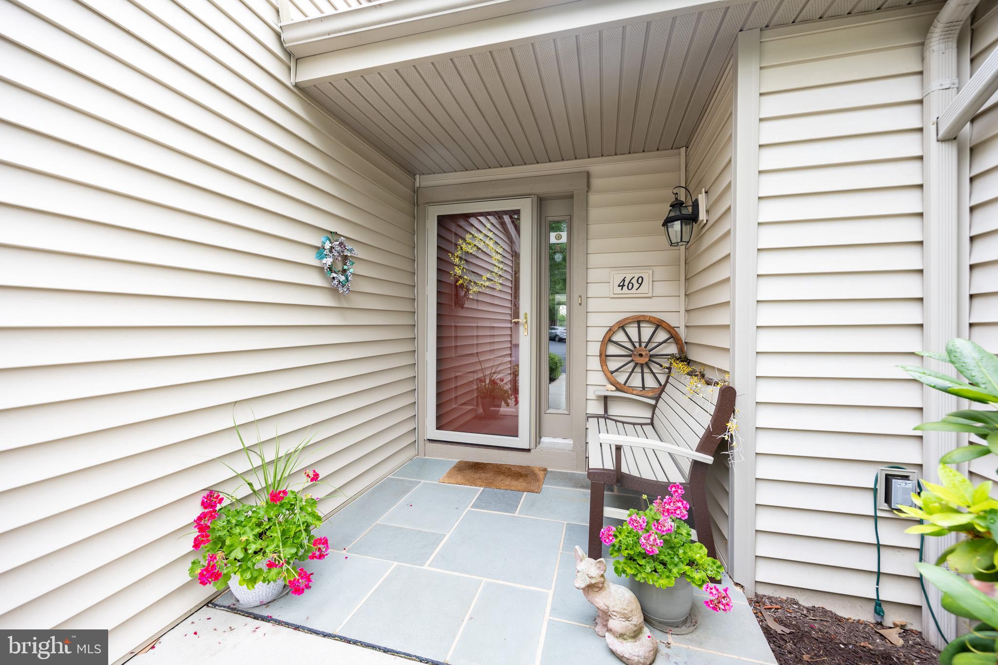 469 EATON WAY
