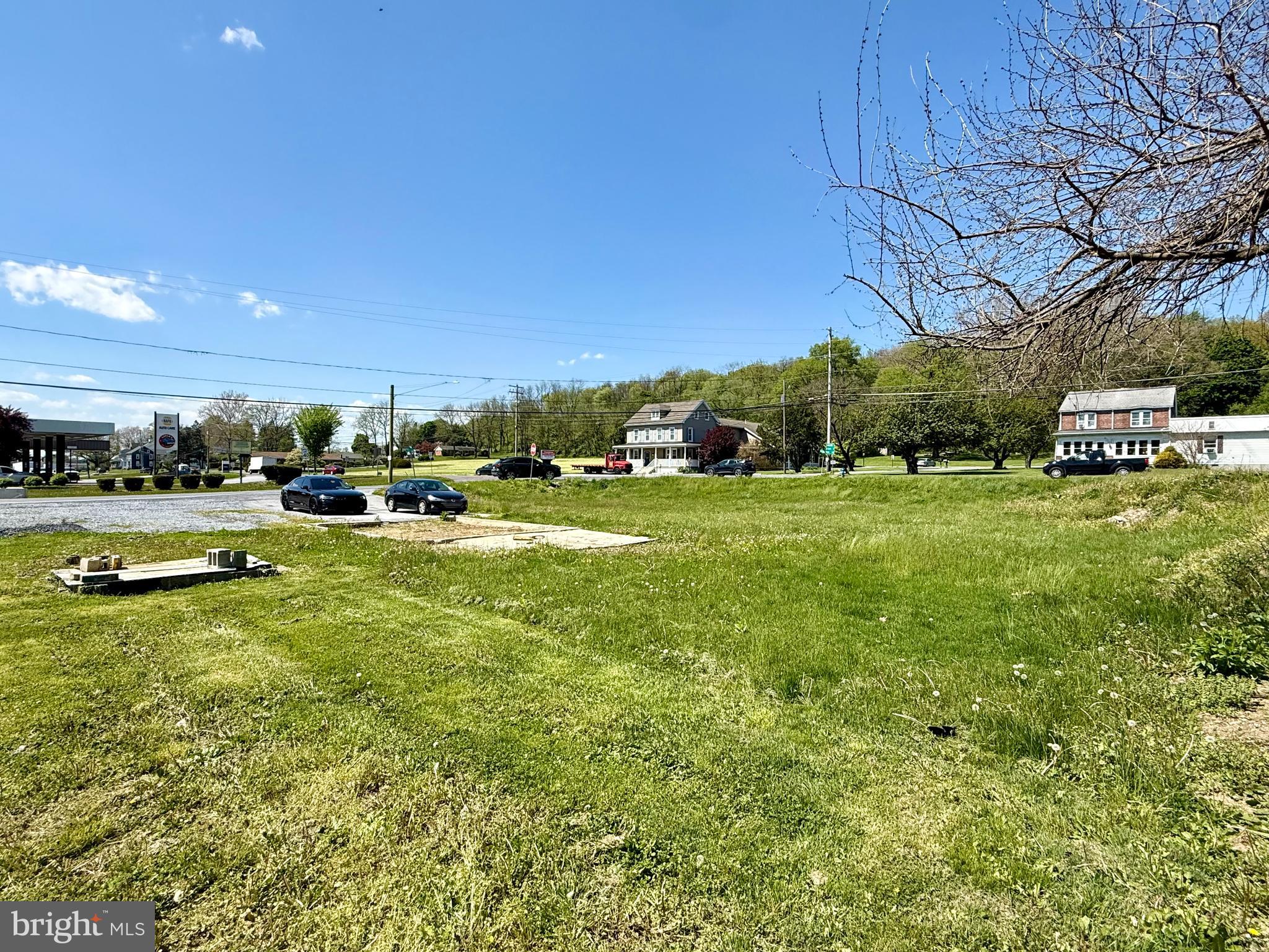 469 HILL ROAD