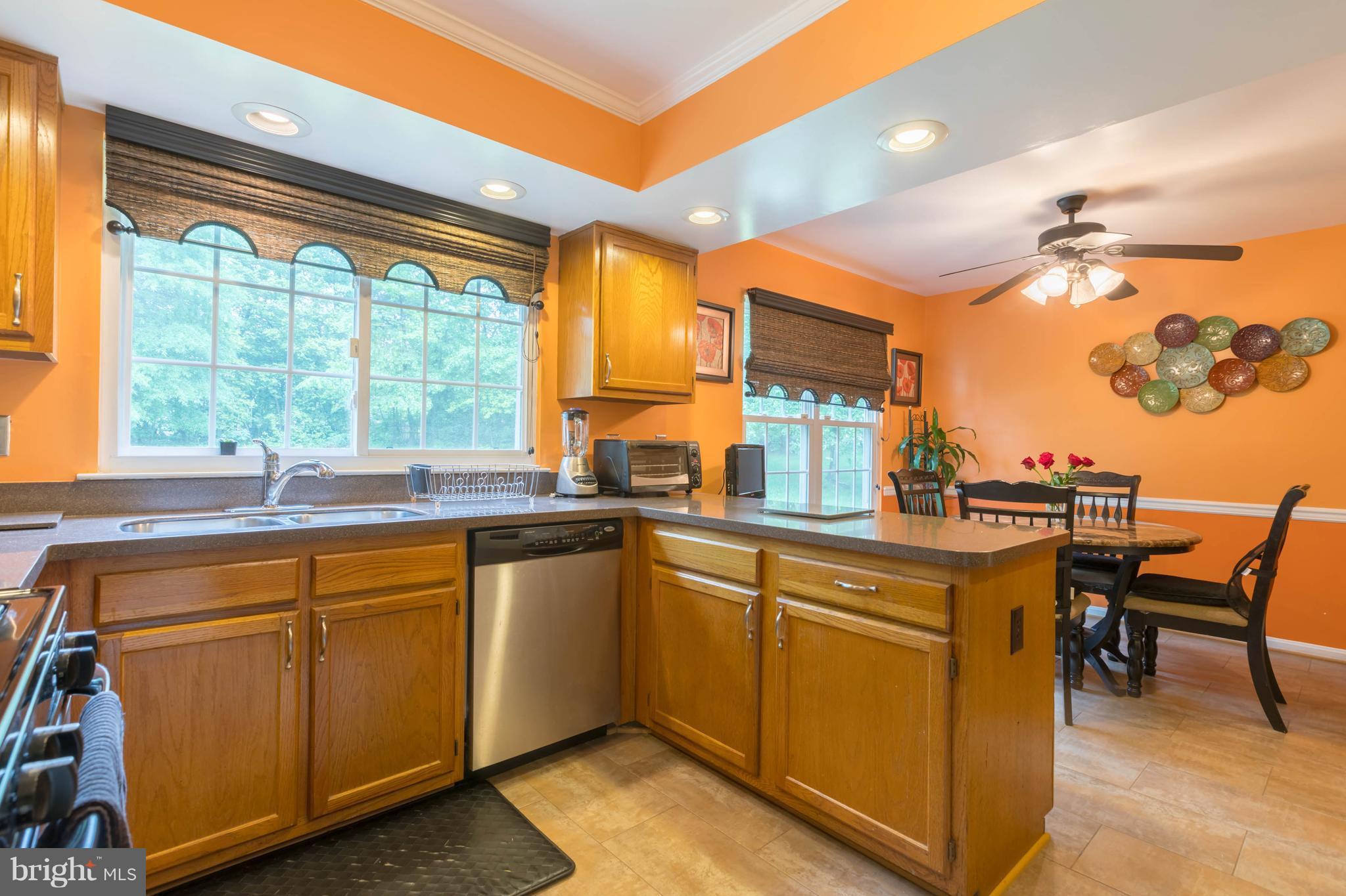 WHITE HALL FOREST PLAT 5 - Residential