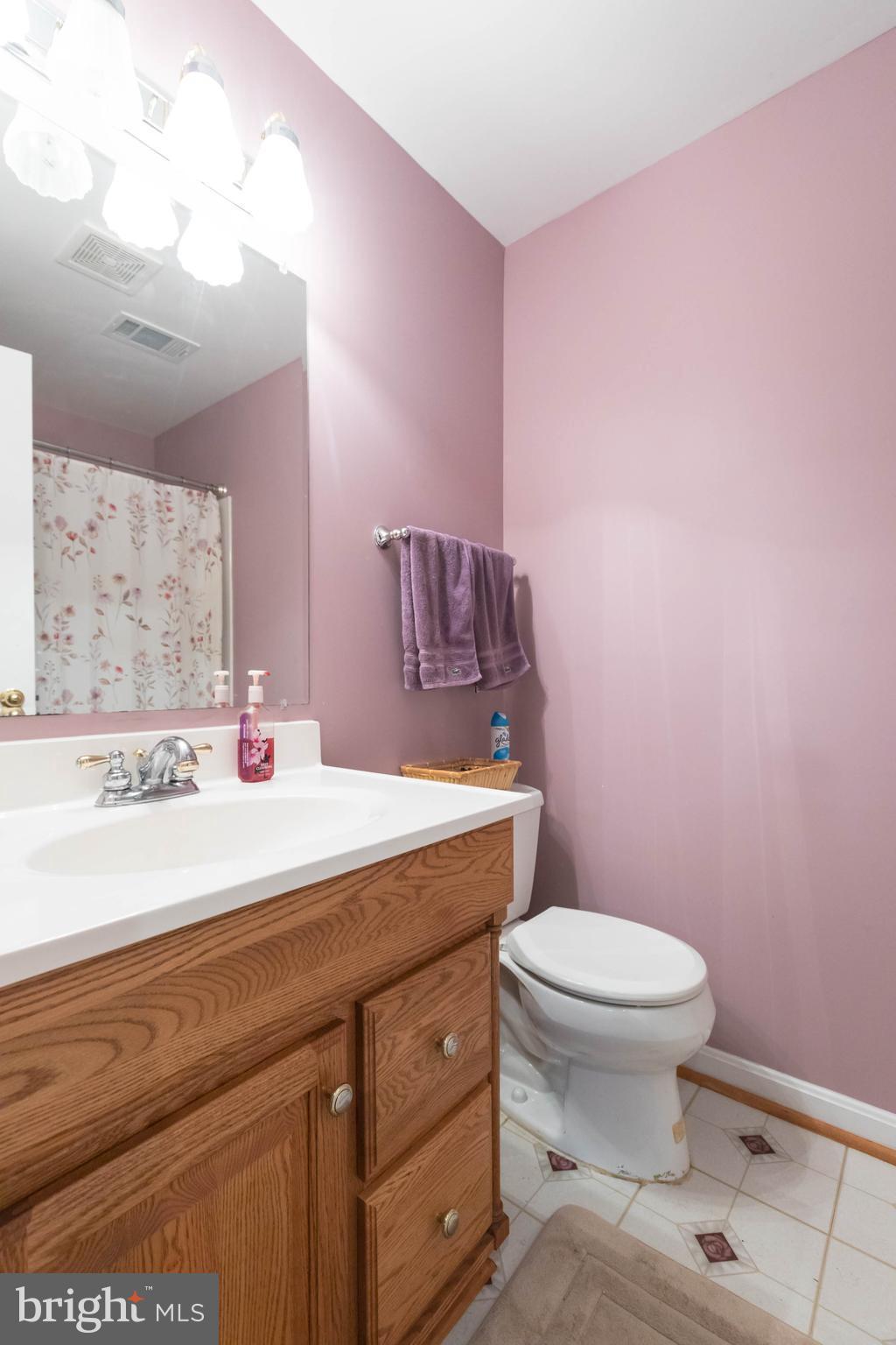 WHITE HALL FOREST PLAT 5 - Residential