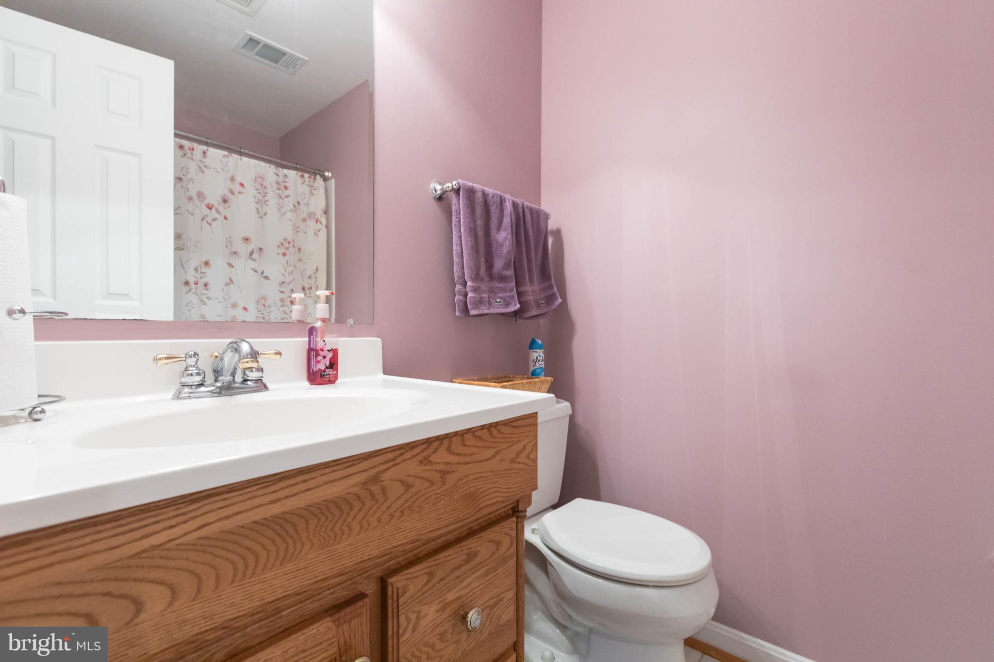 WHITE HALL FOREST PLAT 5 - Residential