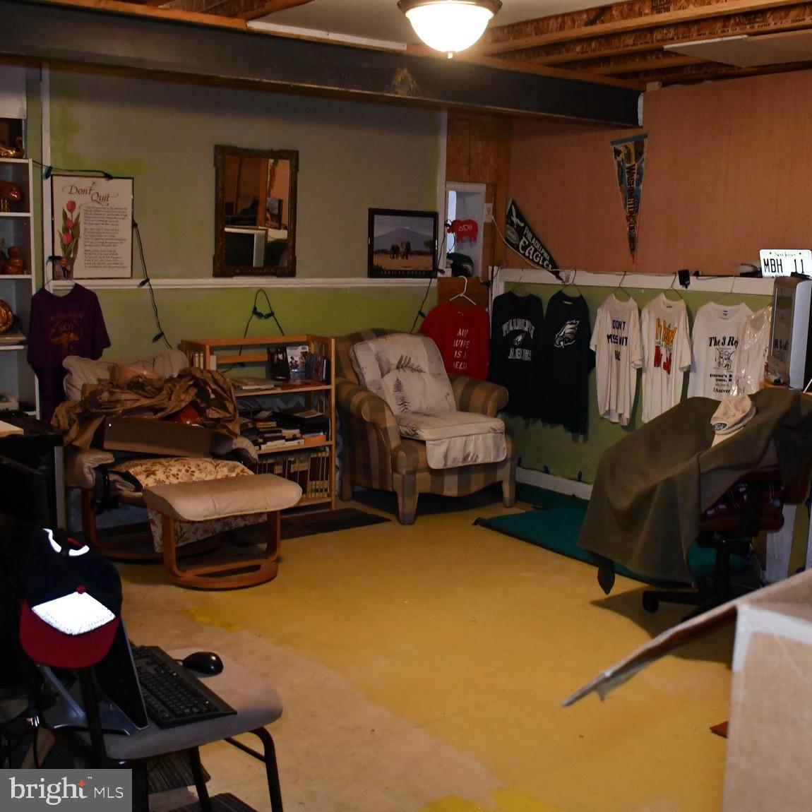 SPRING MEADOW - Residential