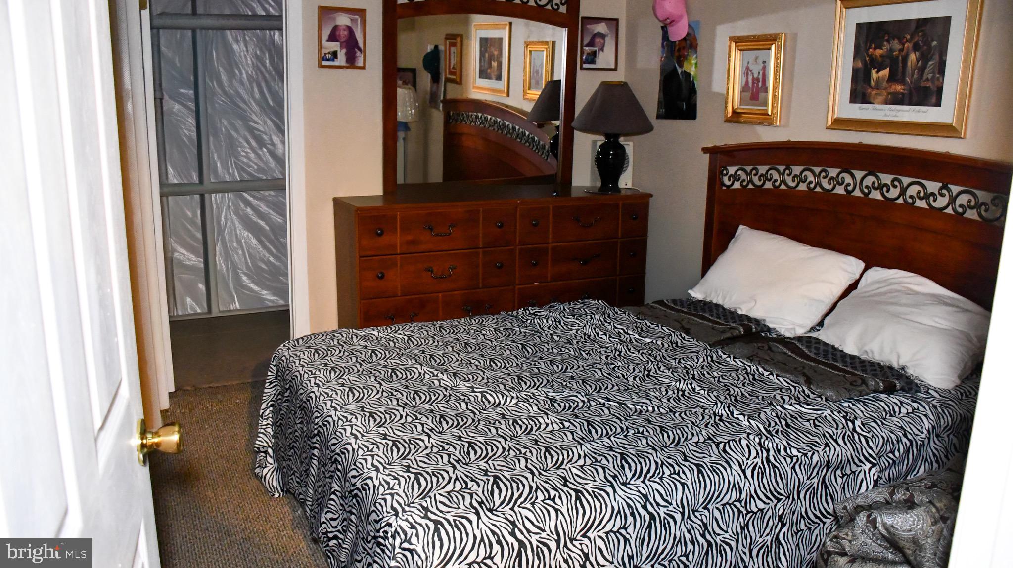 SPRING MEADOW - Residential