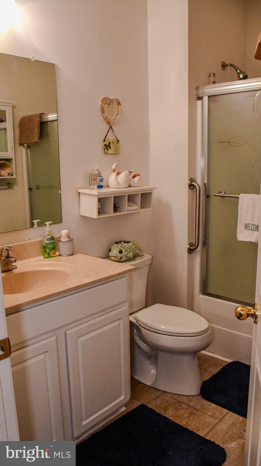 SPRING MEADOW - Residential