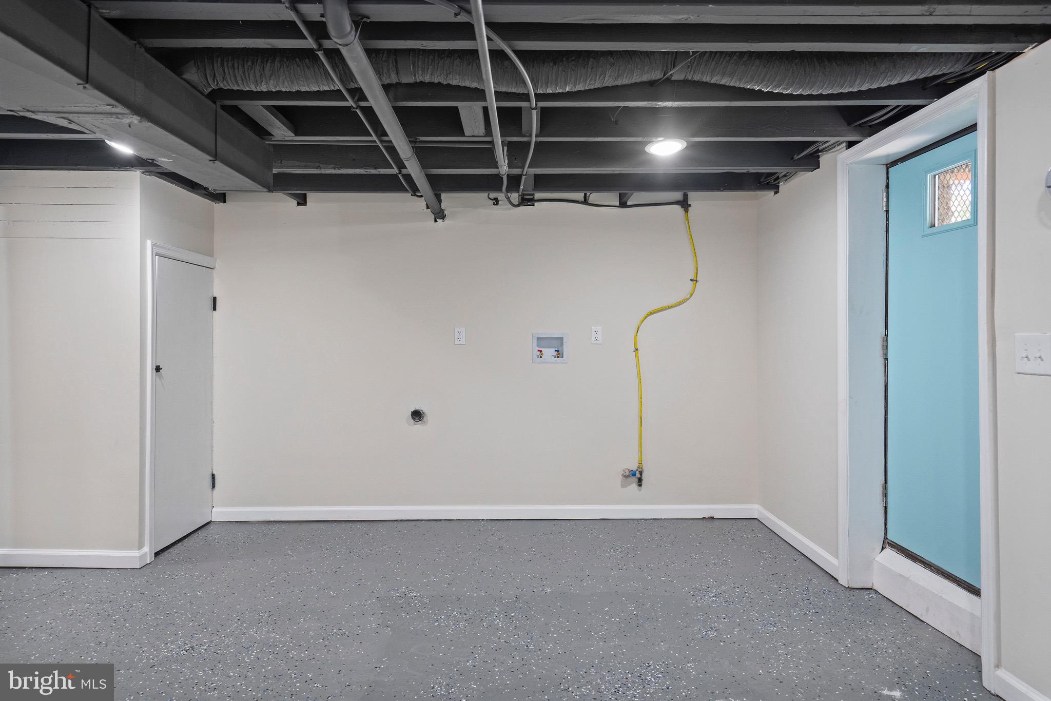 WAVERLY - Residential