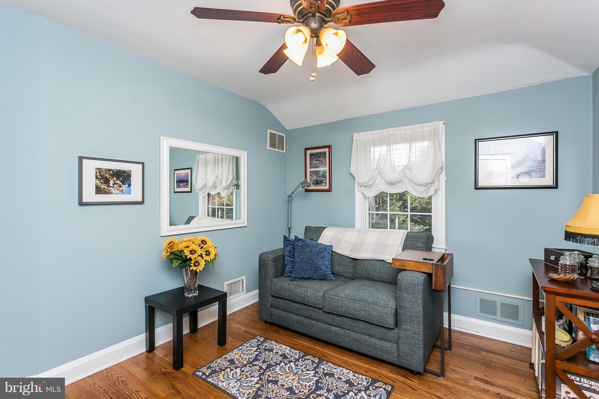 OAKLEIGH MANOR - Residential