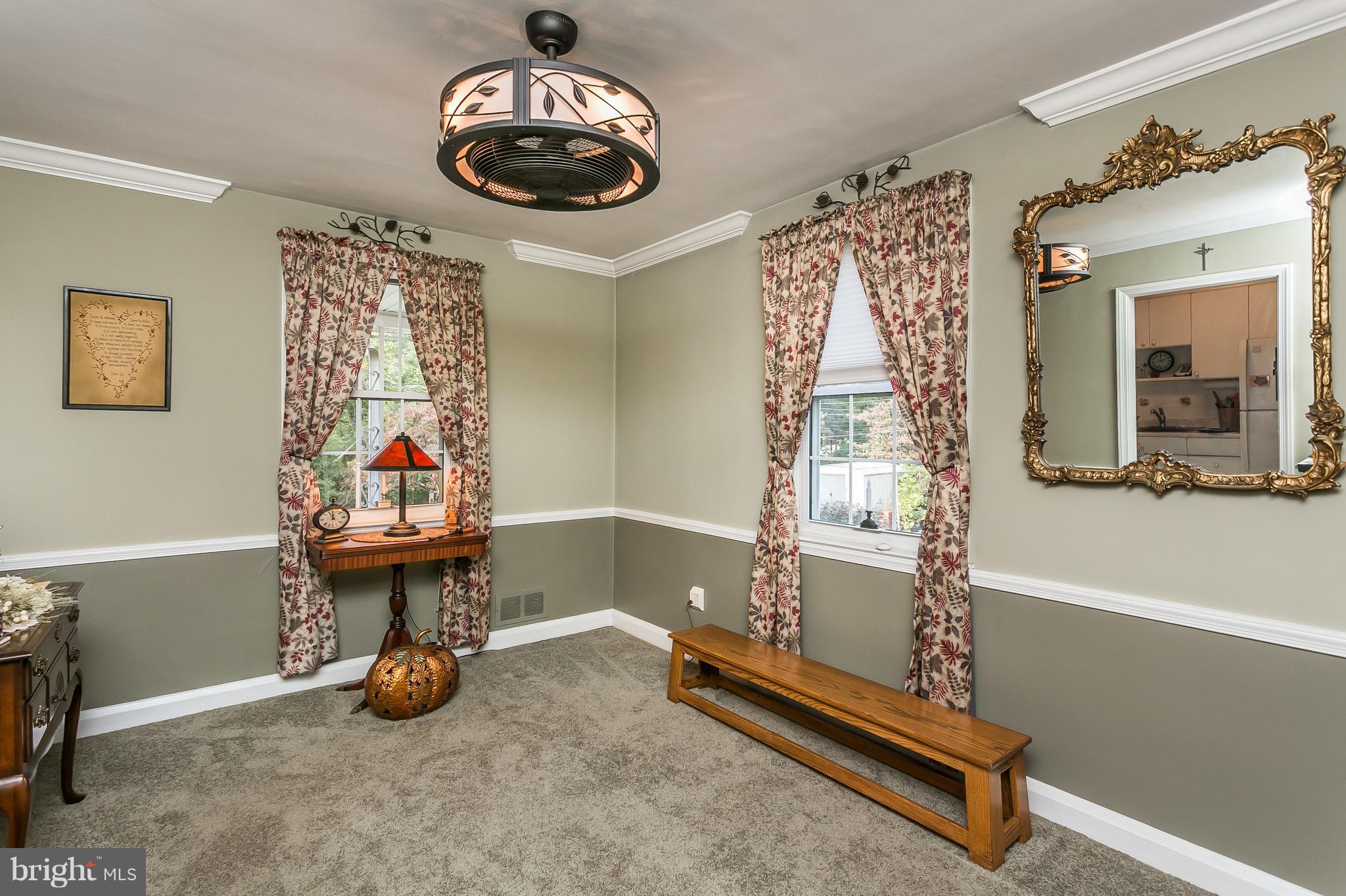 OAKLEIGH MANOR - Residential