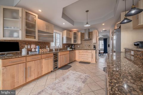 Tiny photo for 27 W Mohawk Drive, TUCKERTON, NJ 08087 (MLS # NJOC2040110)