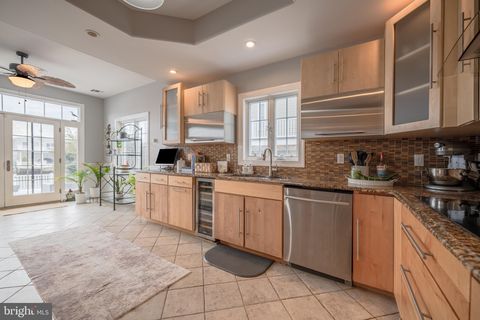 Tiny photo for 27 W Mohawk Drive, TUCKERTON, NJ 08087 (MLS # NJOC2040110)