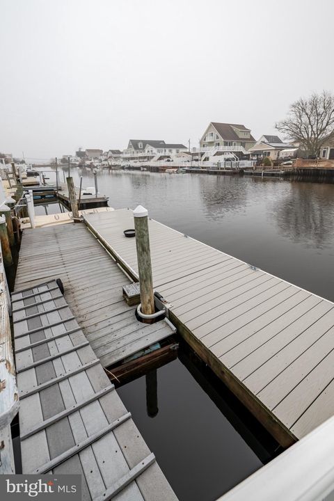 Tiny photo for 27 W Mohawk Drive, TUCKERTON, NJ 08087 (MLS # NJOC2040110)