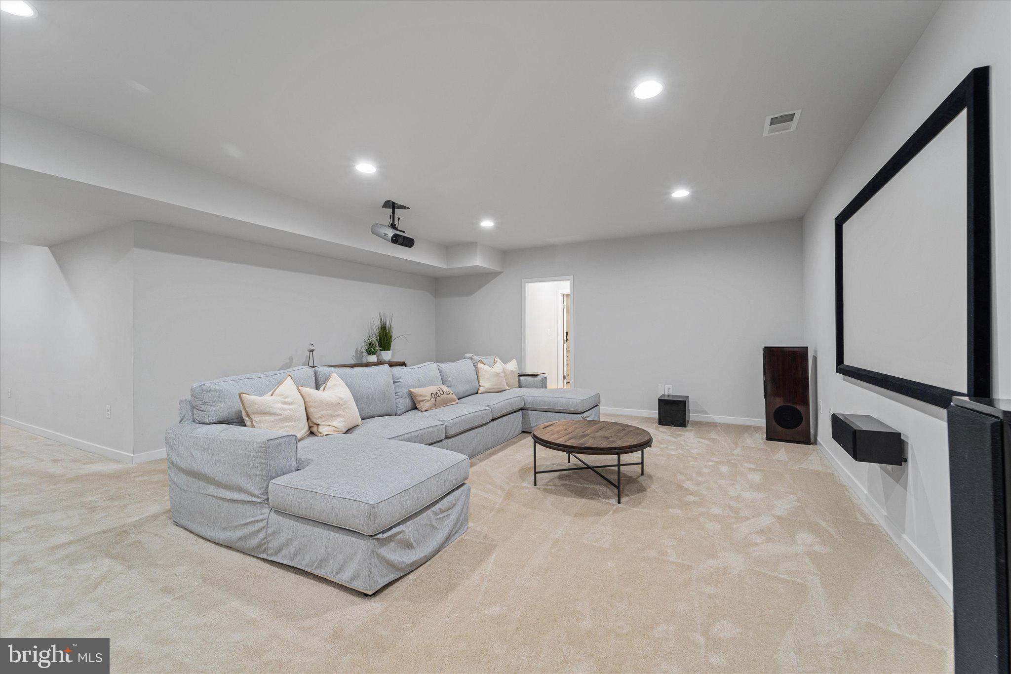 WEST GROVE ESTATES - Residential