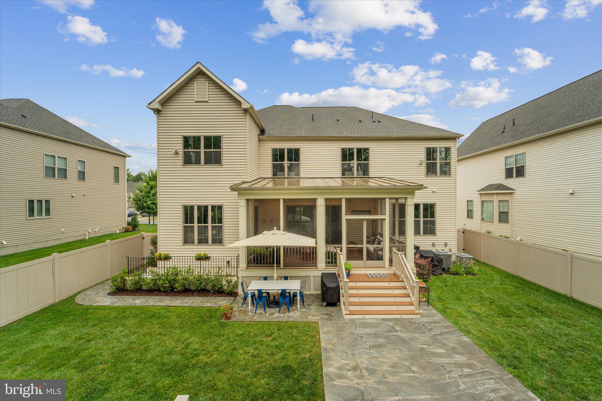 WEST GROVE ESTATES - Residential