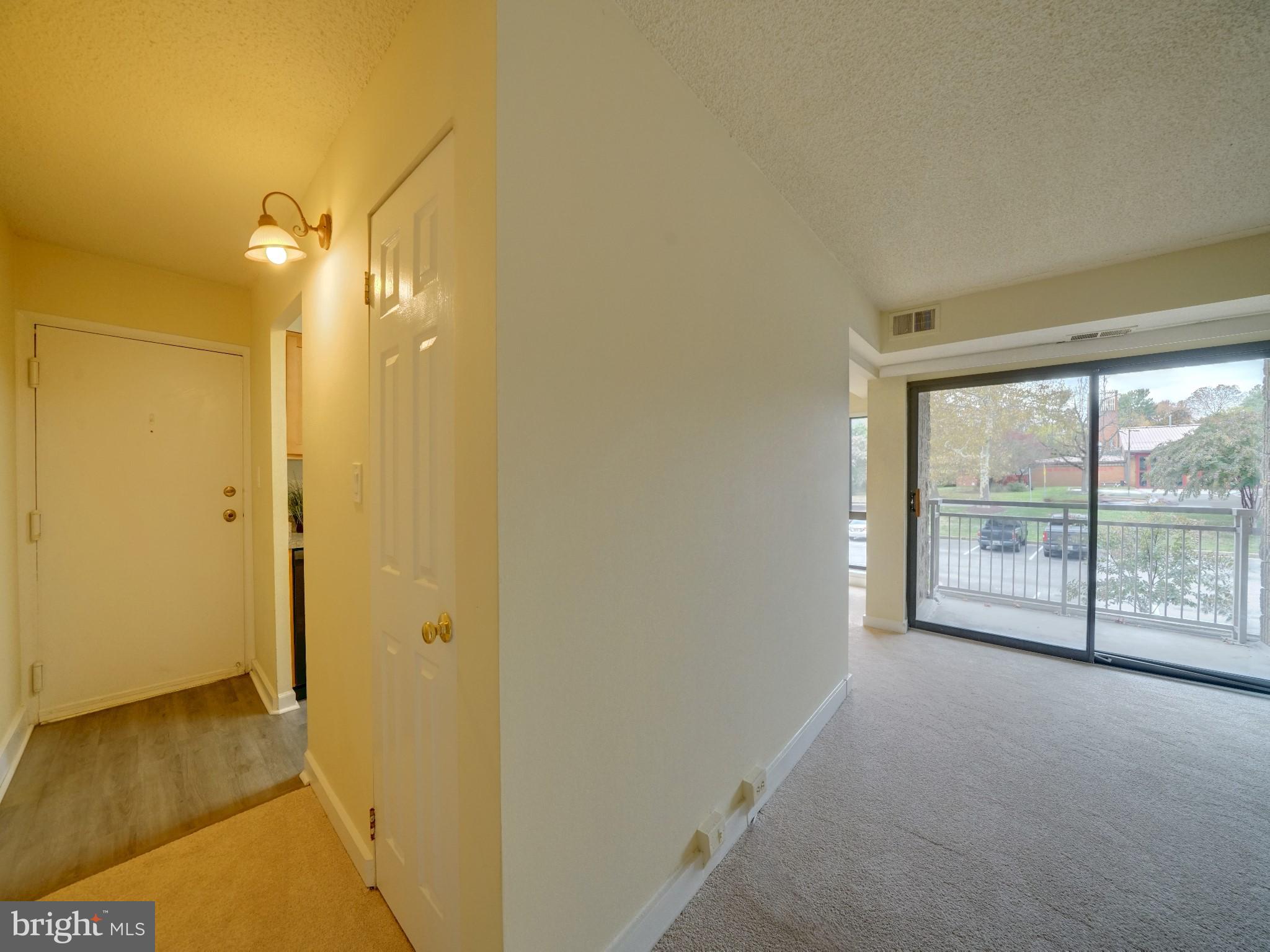 VILLAGE OF LONG REACH - Residential