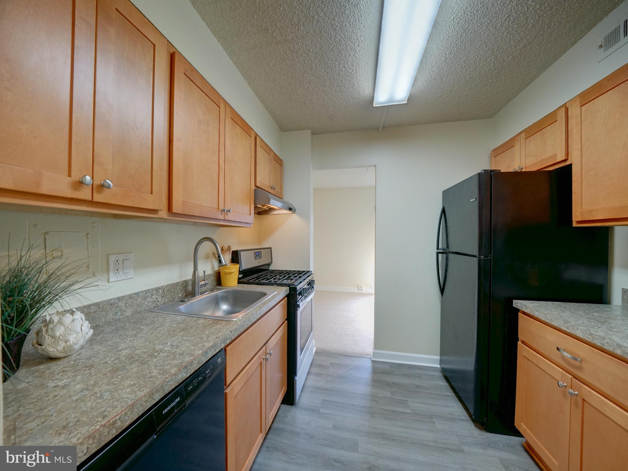 VILLAGE OF LONG REACH - Residential