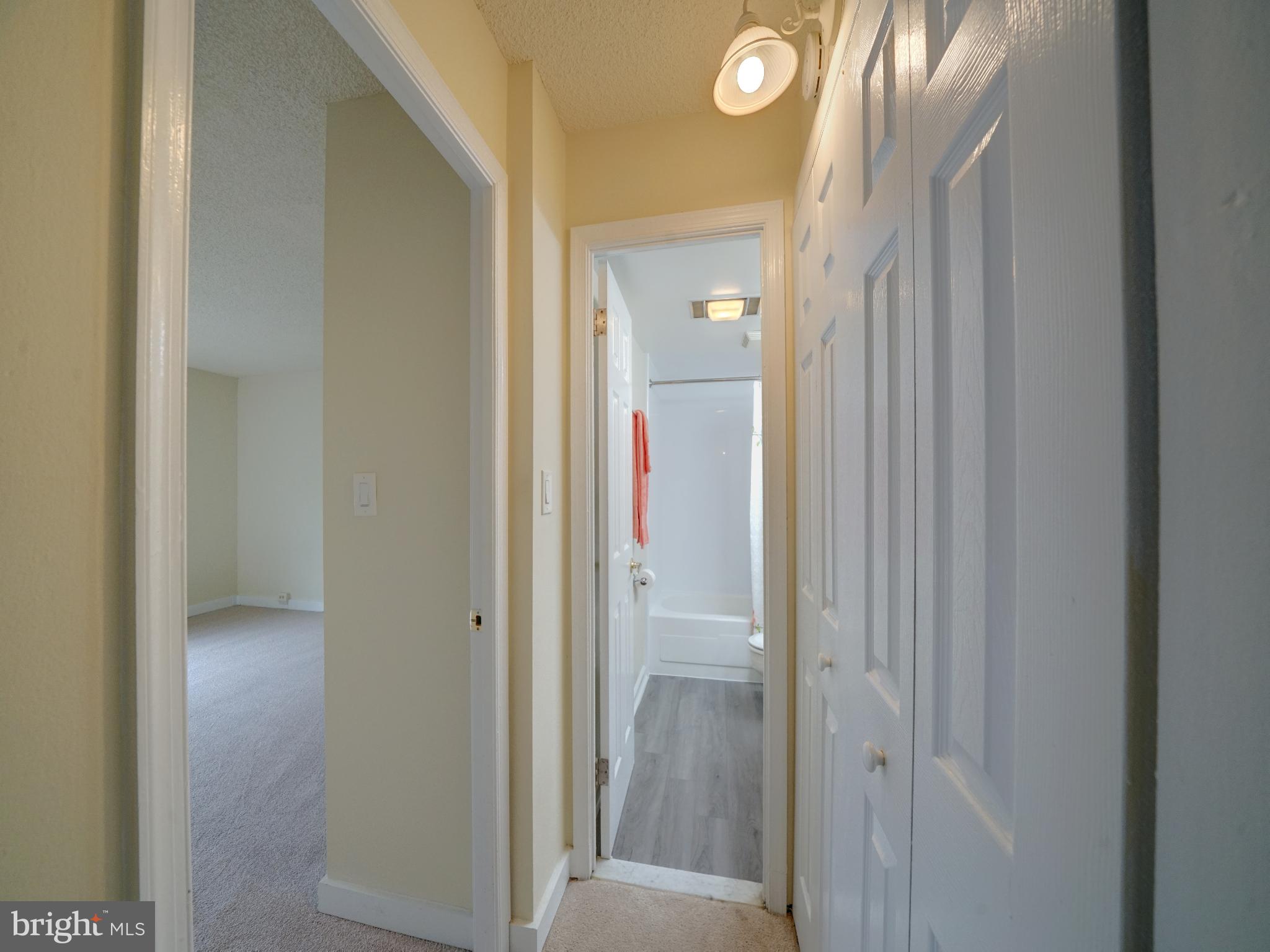 VILLAGE OF LONG REACH - Residential