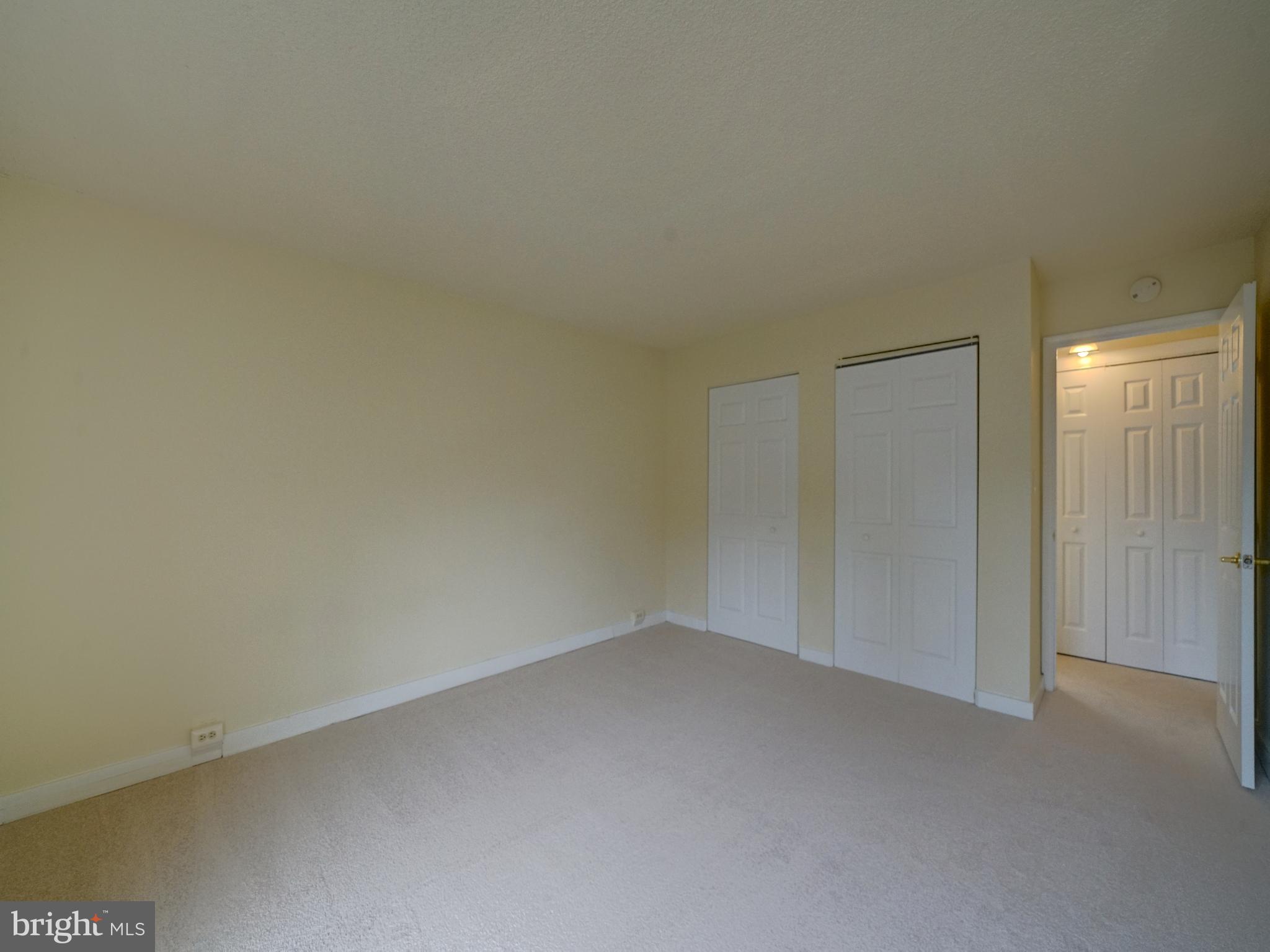 VILLAGE OF LONG REACH - Residential