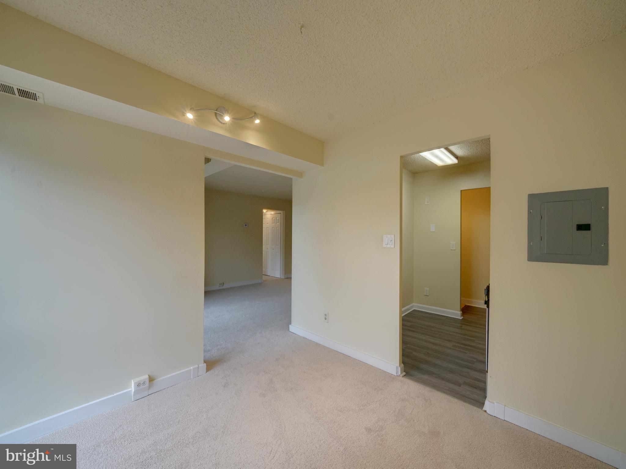 VILLAGE OF LONG REACH - Residential