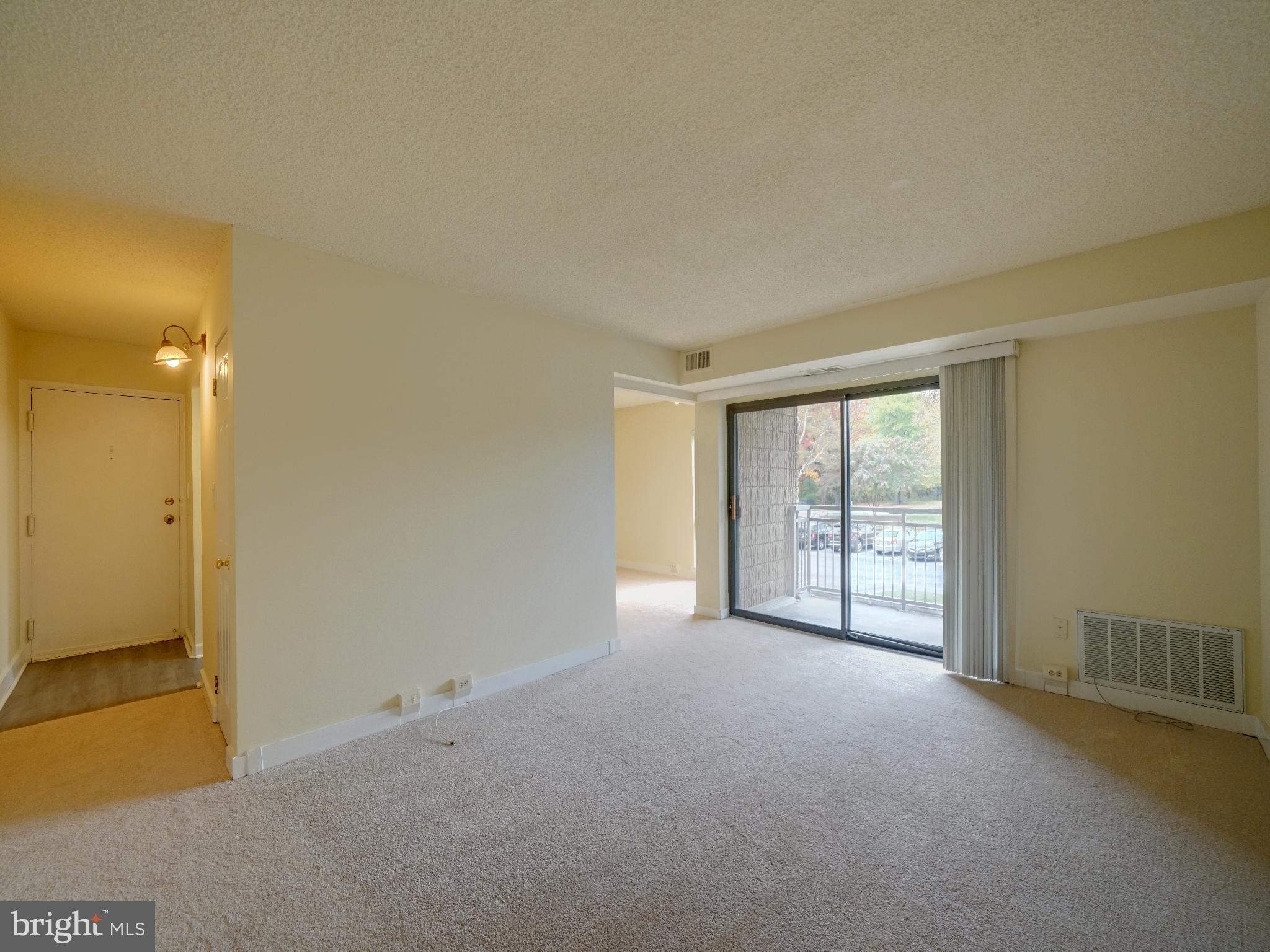 VILLAGE OF LONG REACH - Residential