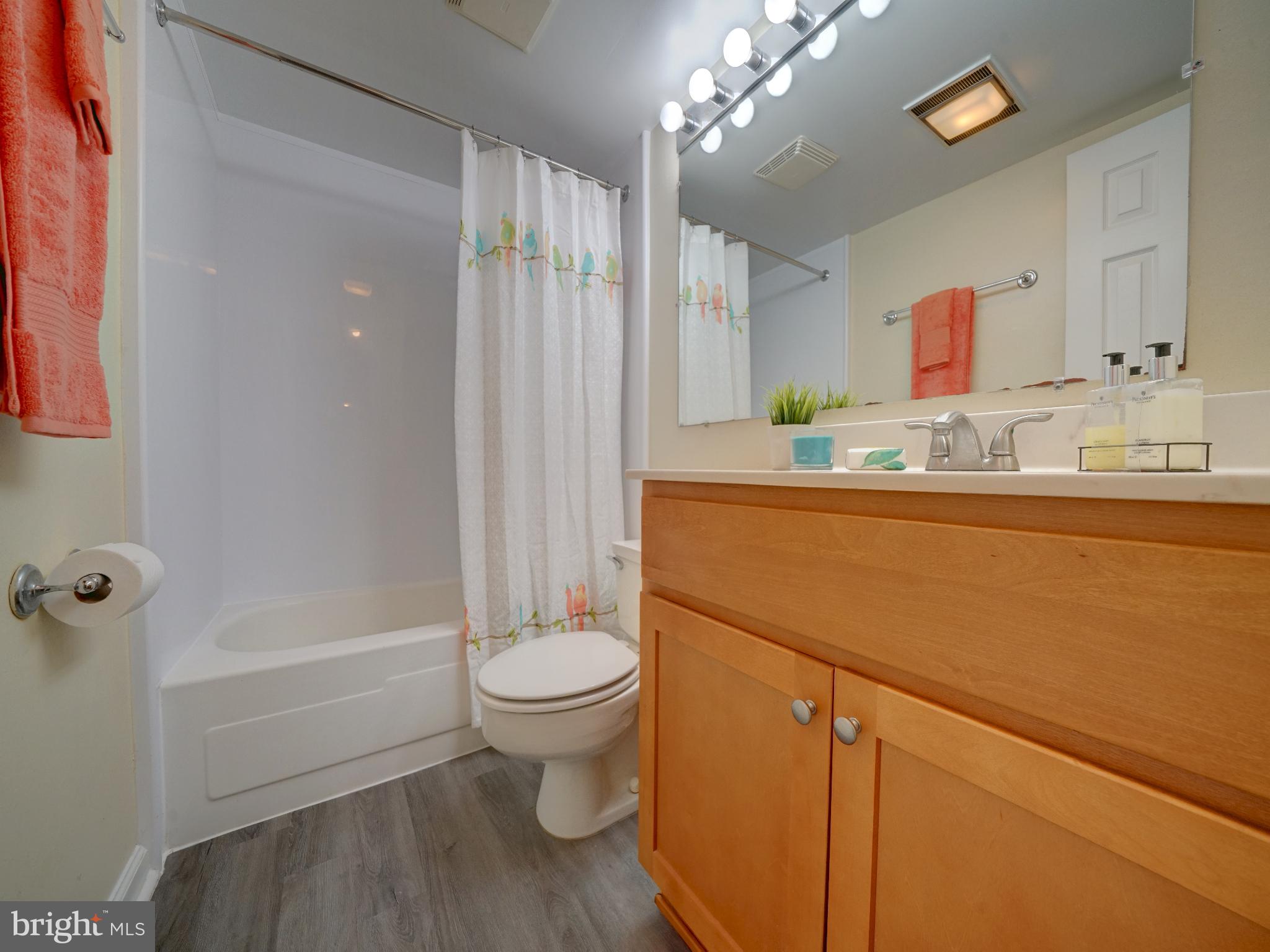 VILLAGE OF LONG REACH - Residential