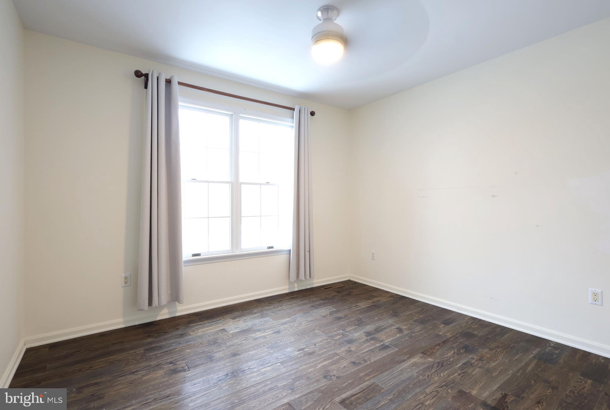 FOXPOINTE - Residential