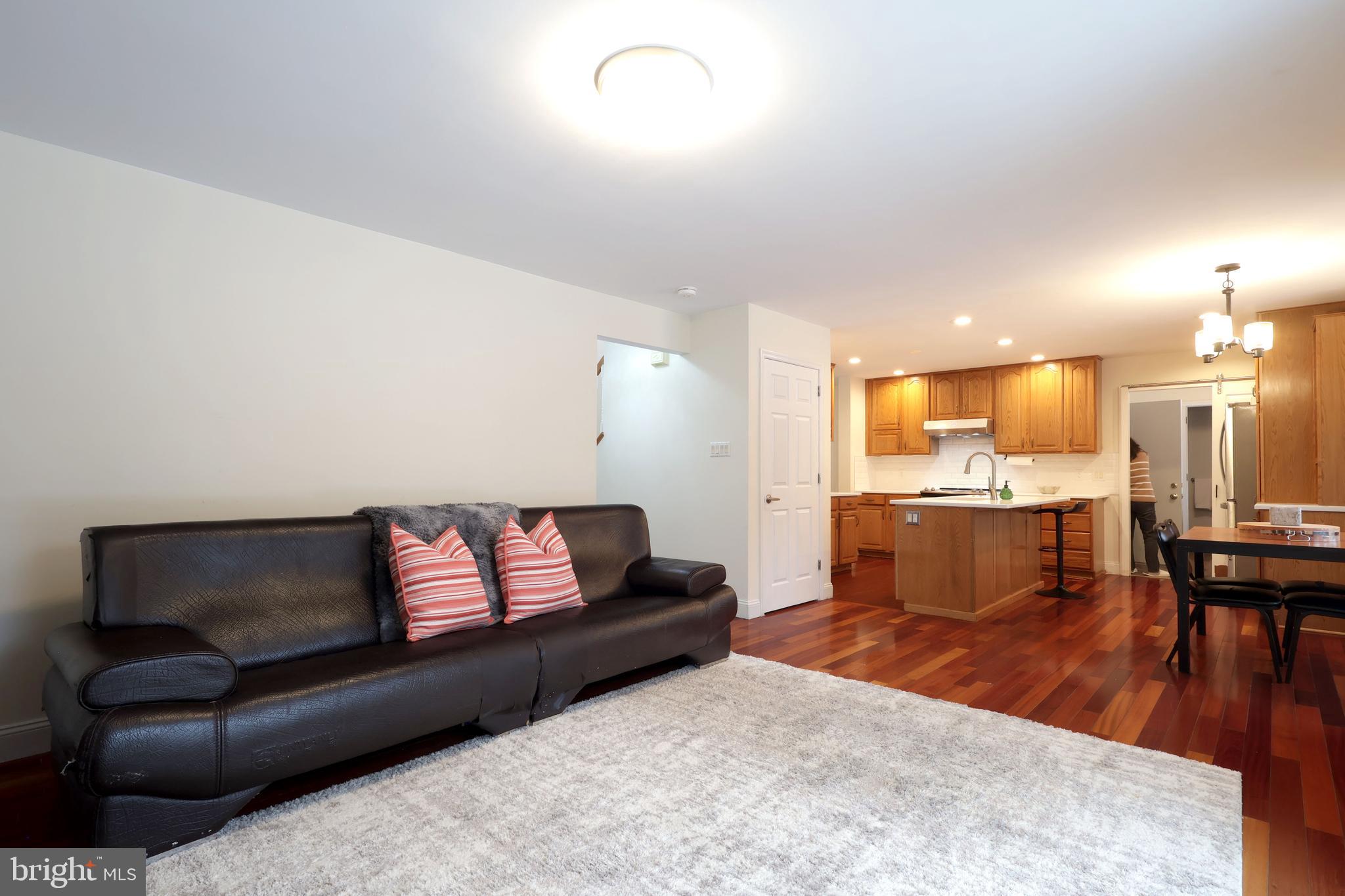 FOXPOINTE - Residential