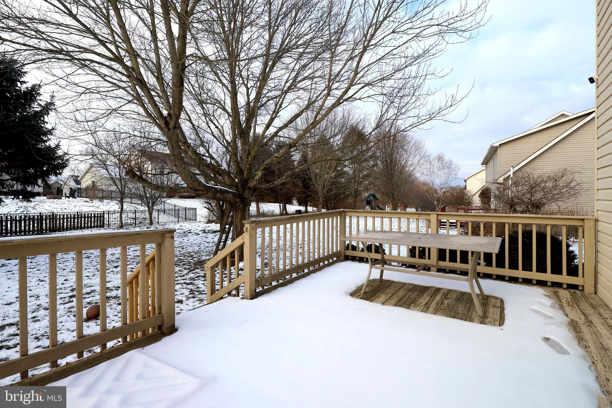 FOXPOINTE - Residential