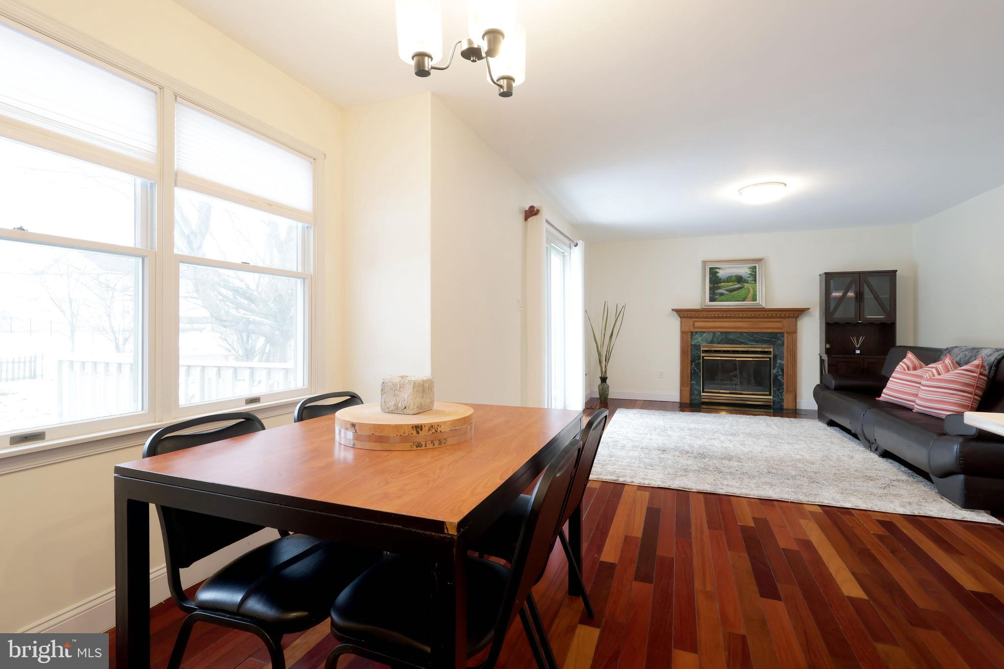 FOXPOINTE - Residential