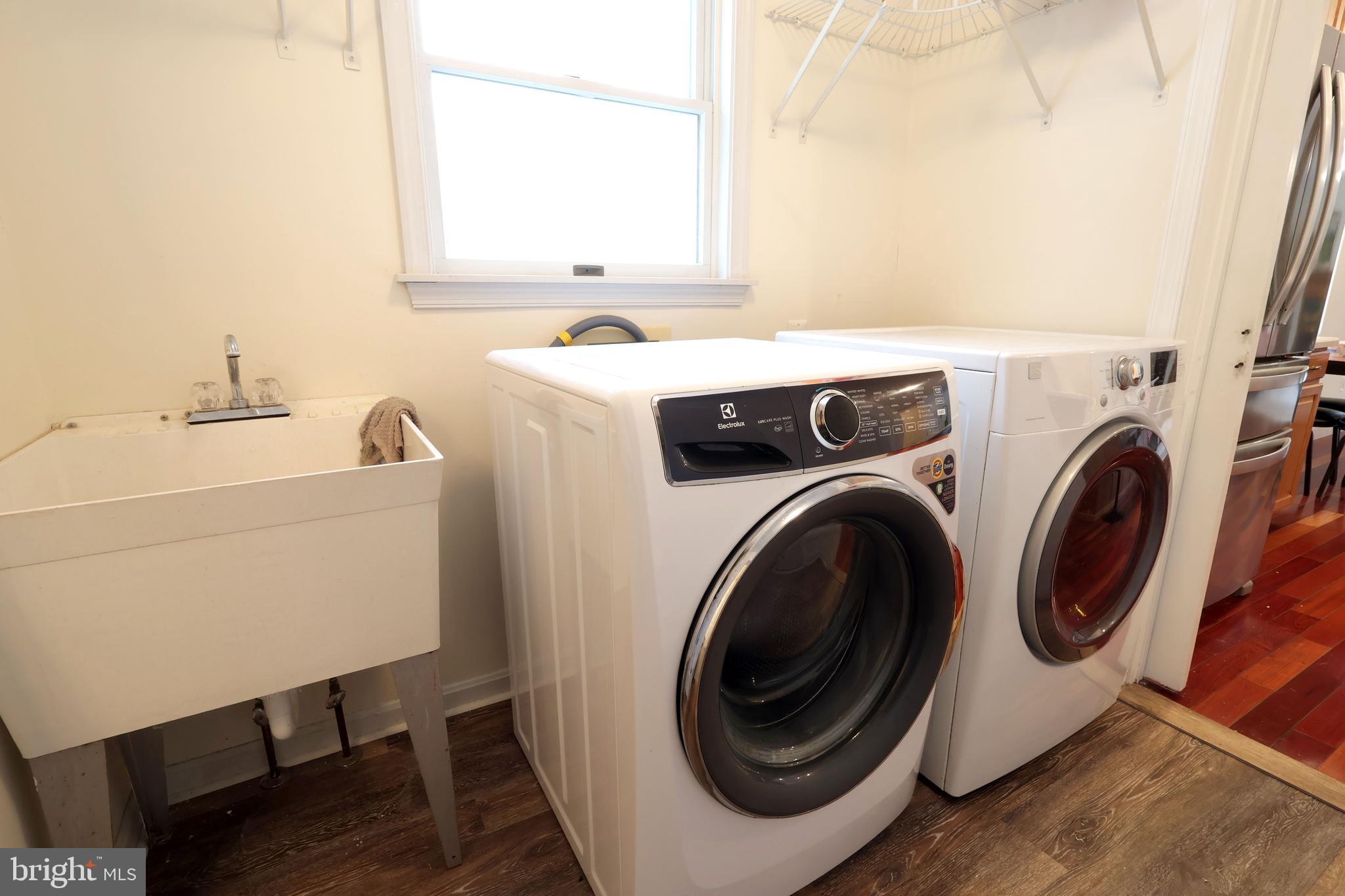 FOXPOINTE - Residential