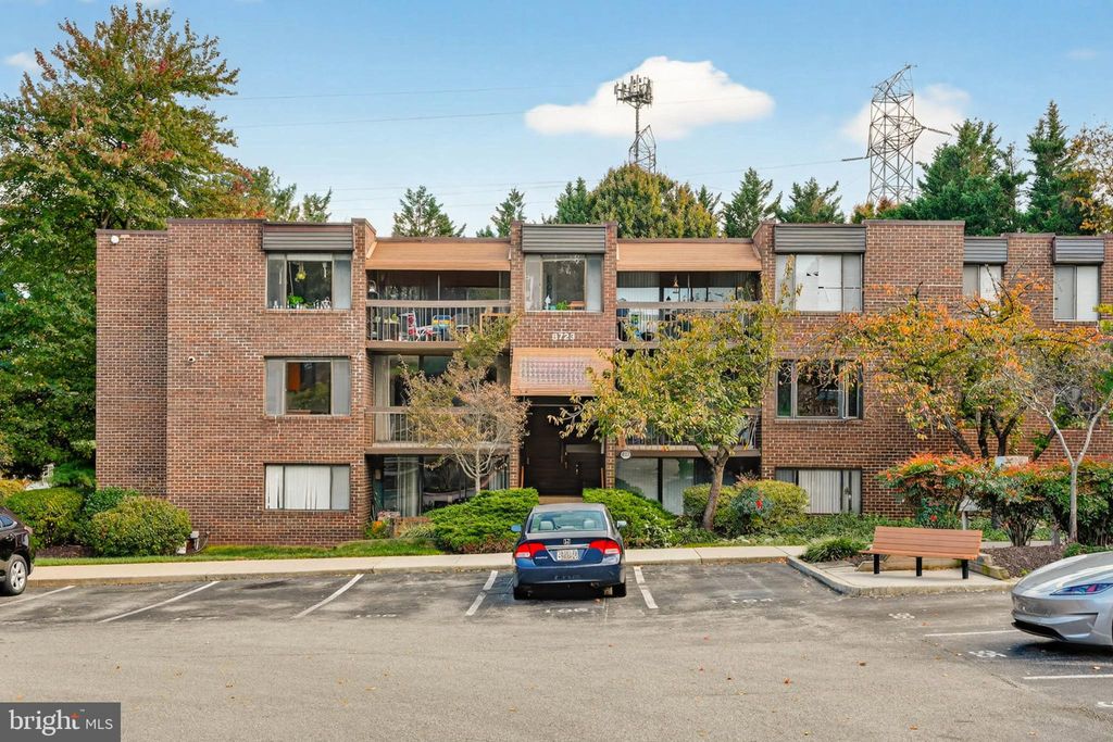 Photo of 8723 Hayshed Lane #21, COLUMBIA, MD 21045 (MLS # MDHW2060944)