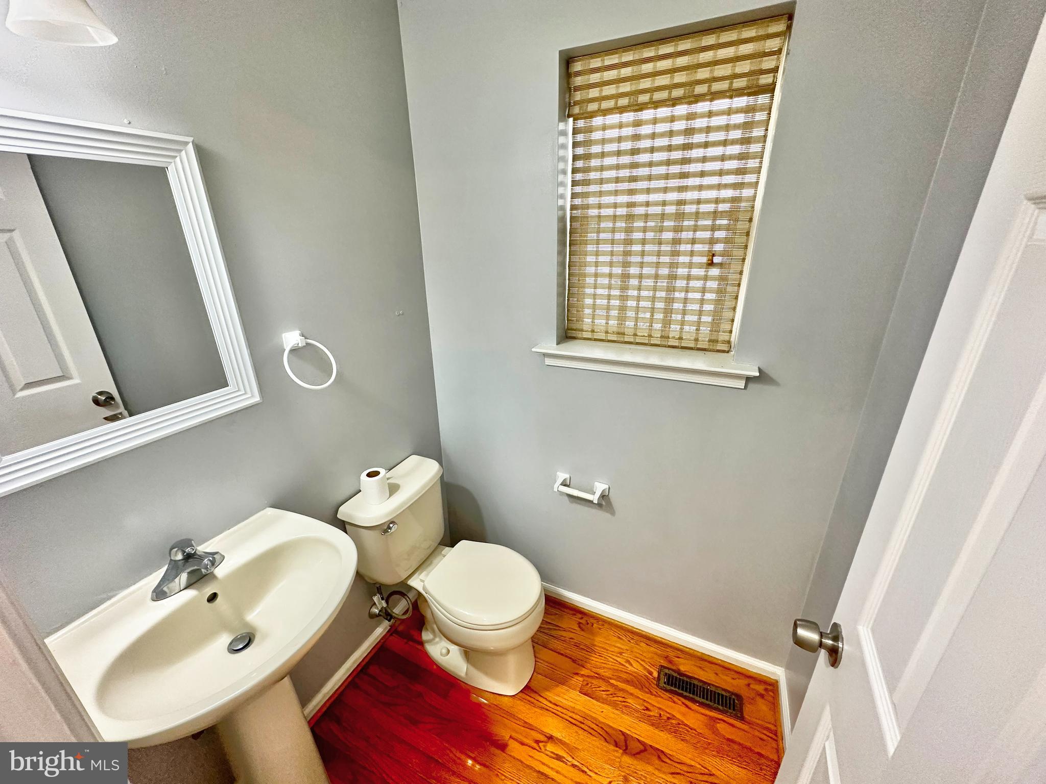 ANNANDALE - Residential