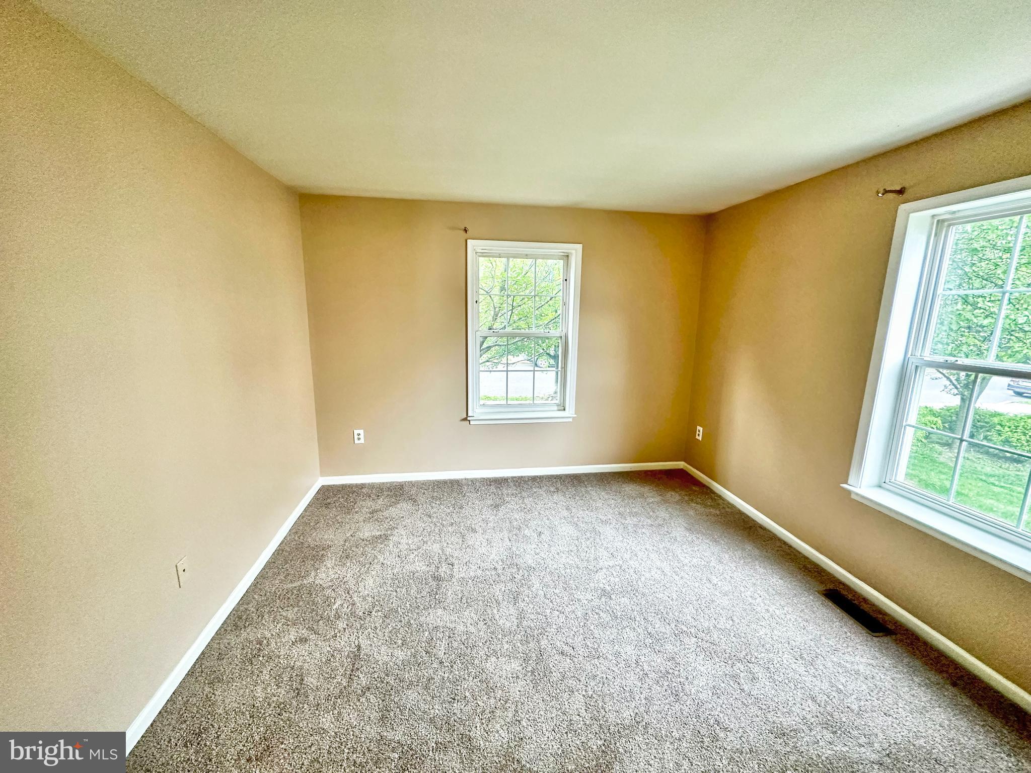 ANNANDALE - Residential