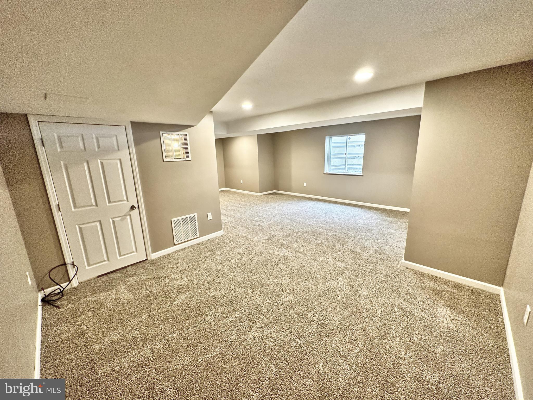 ANNANDALE - Residential