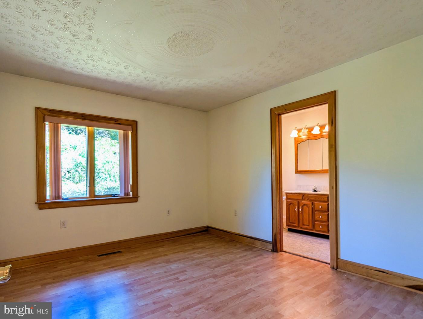 LONDONDERRY TOWNSHIP - Residential