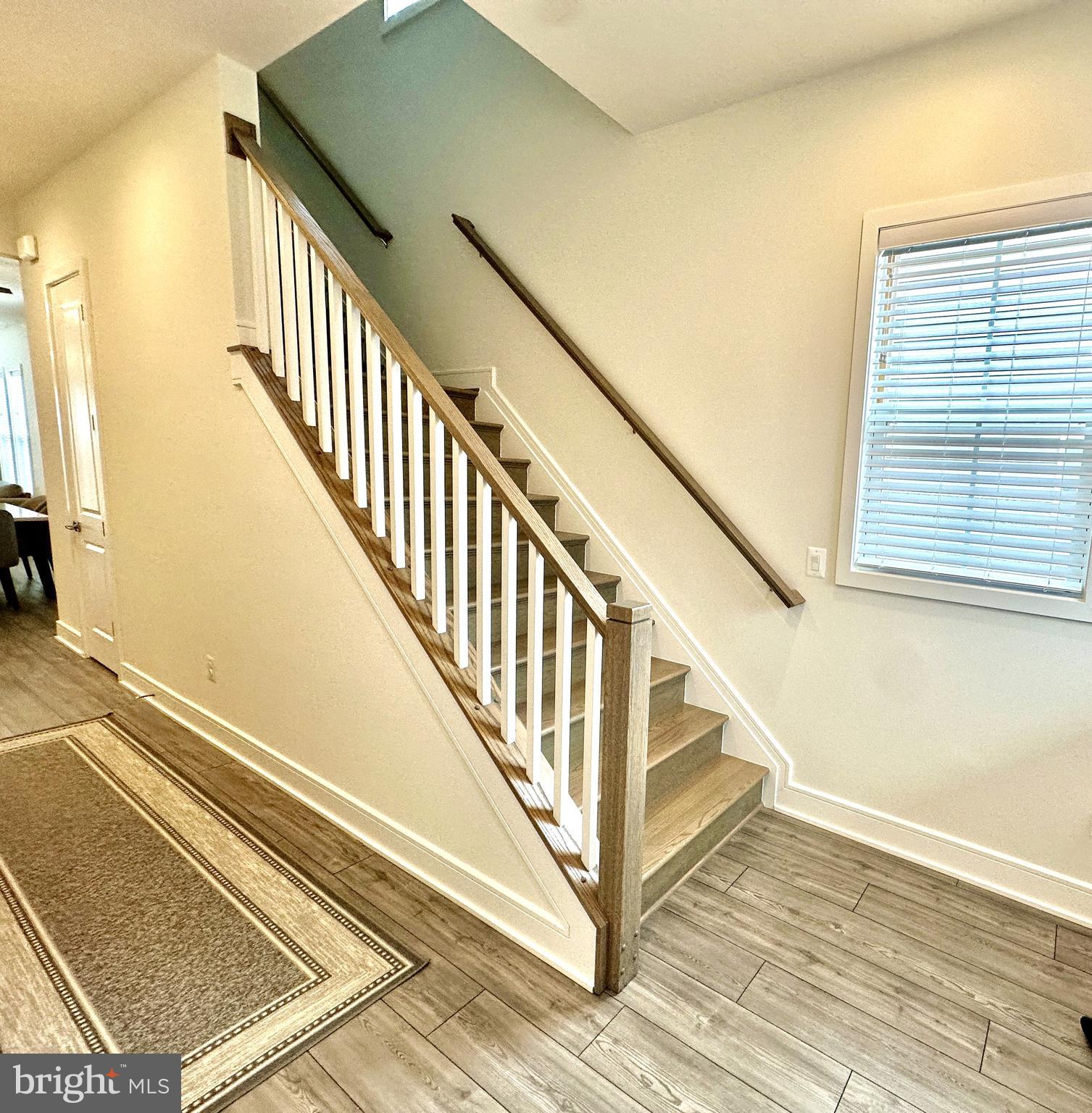 ROBINSON MANOR - Residential